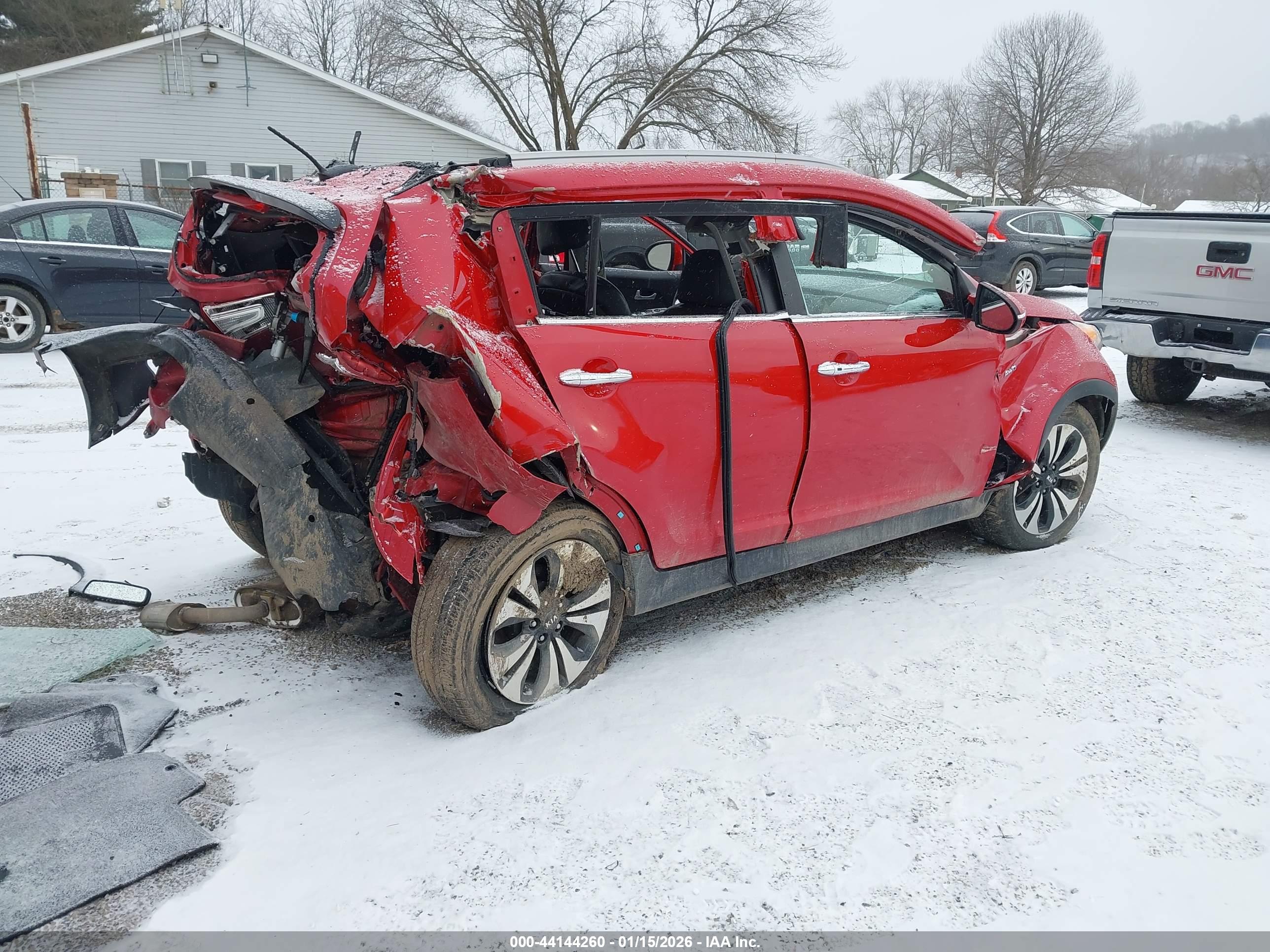 KIA SPORTAGE image 4