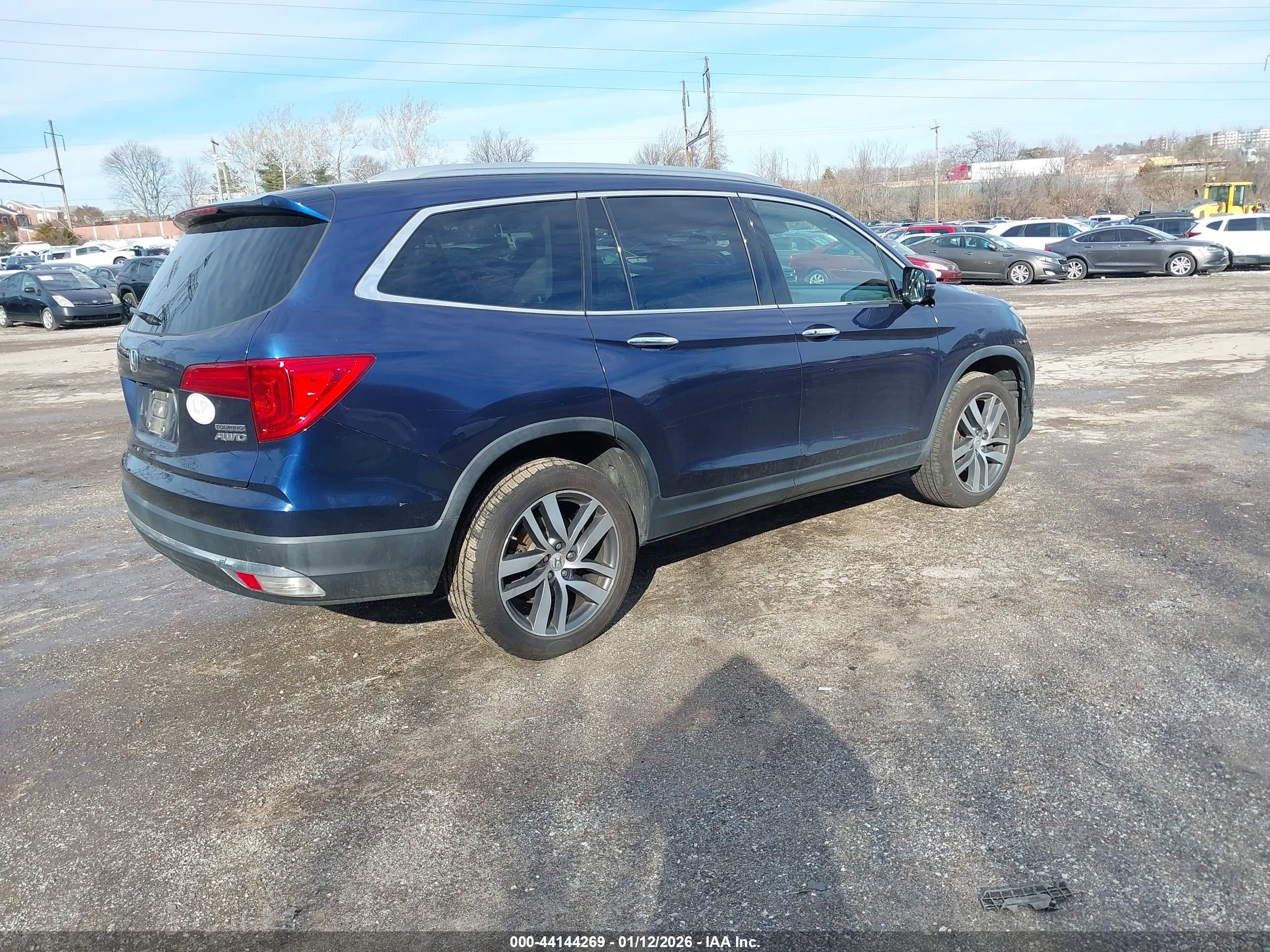 HONDA PILOT image 4