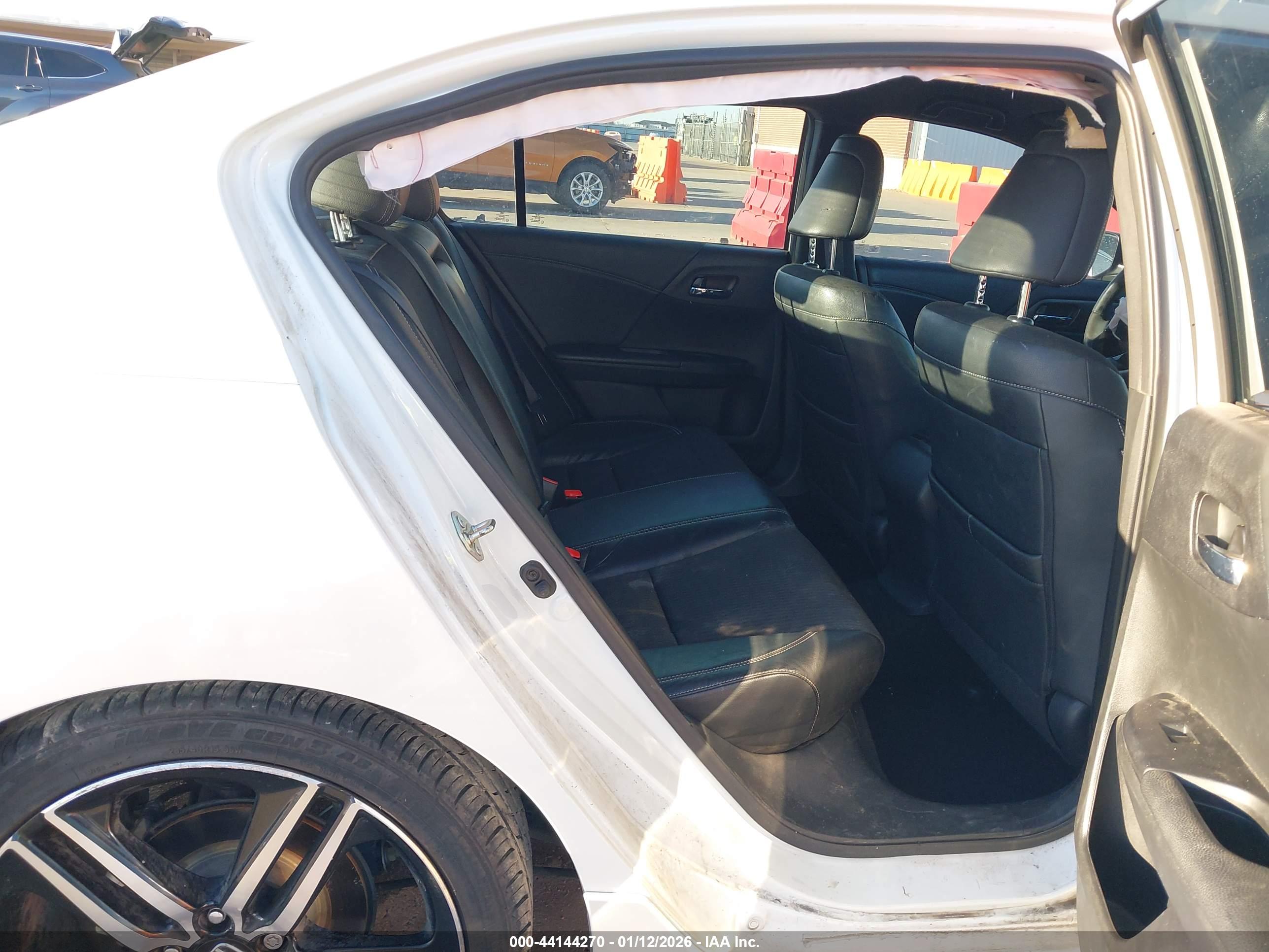 HONDA ACCORD image 8