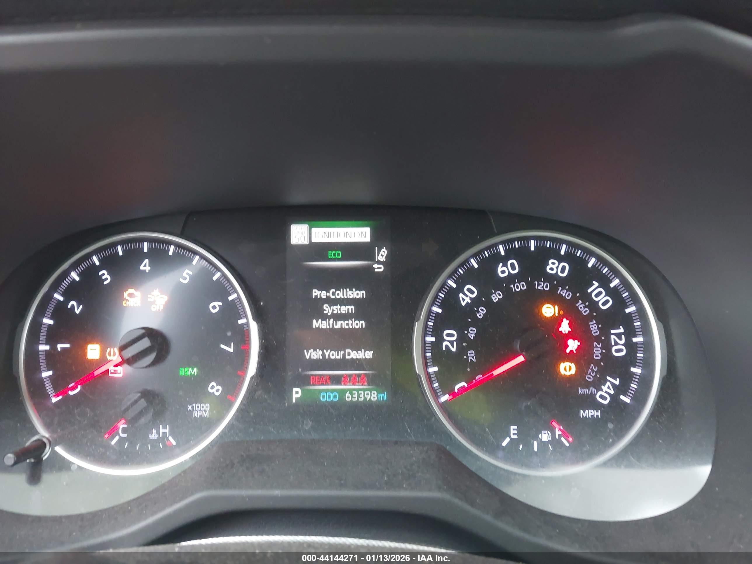 TOYOTA RAV4 image 7