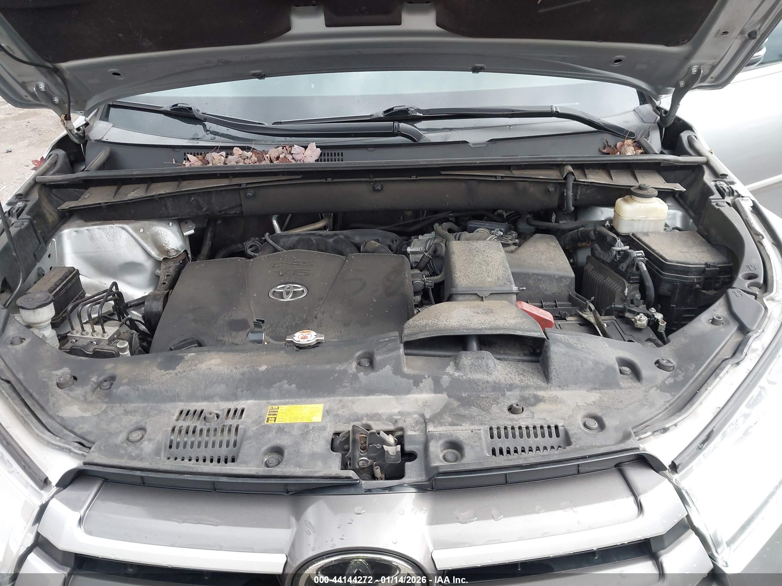 TOYOTA HIGHLANDER image 10