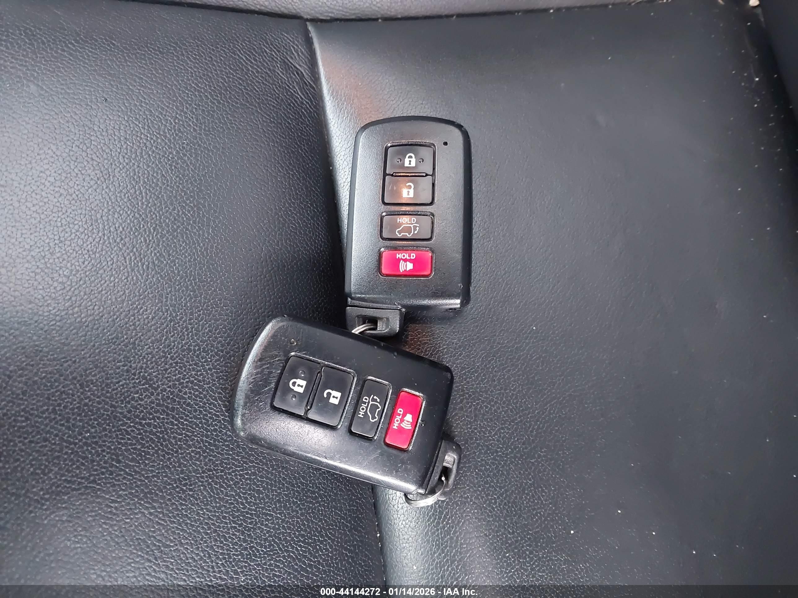 TOYOTA HIGHLANDER image 11