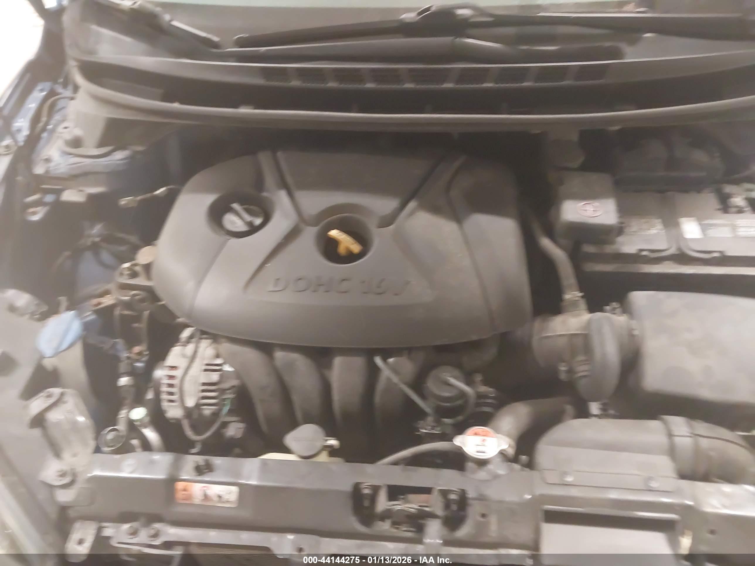 HYUNDAI ELANTRA image 10