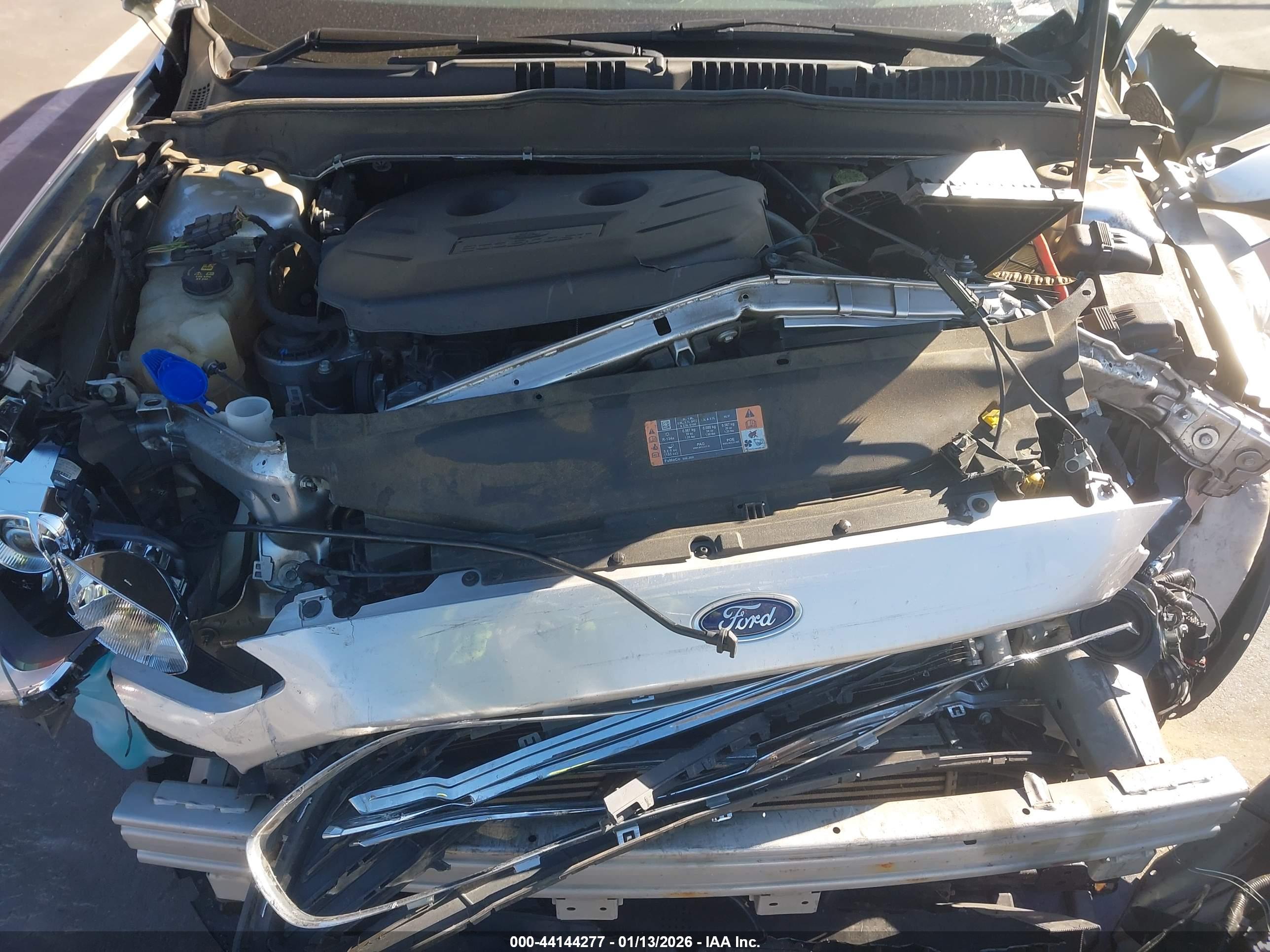 FORD FUSION image 10