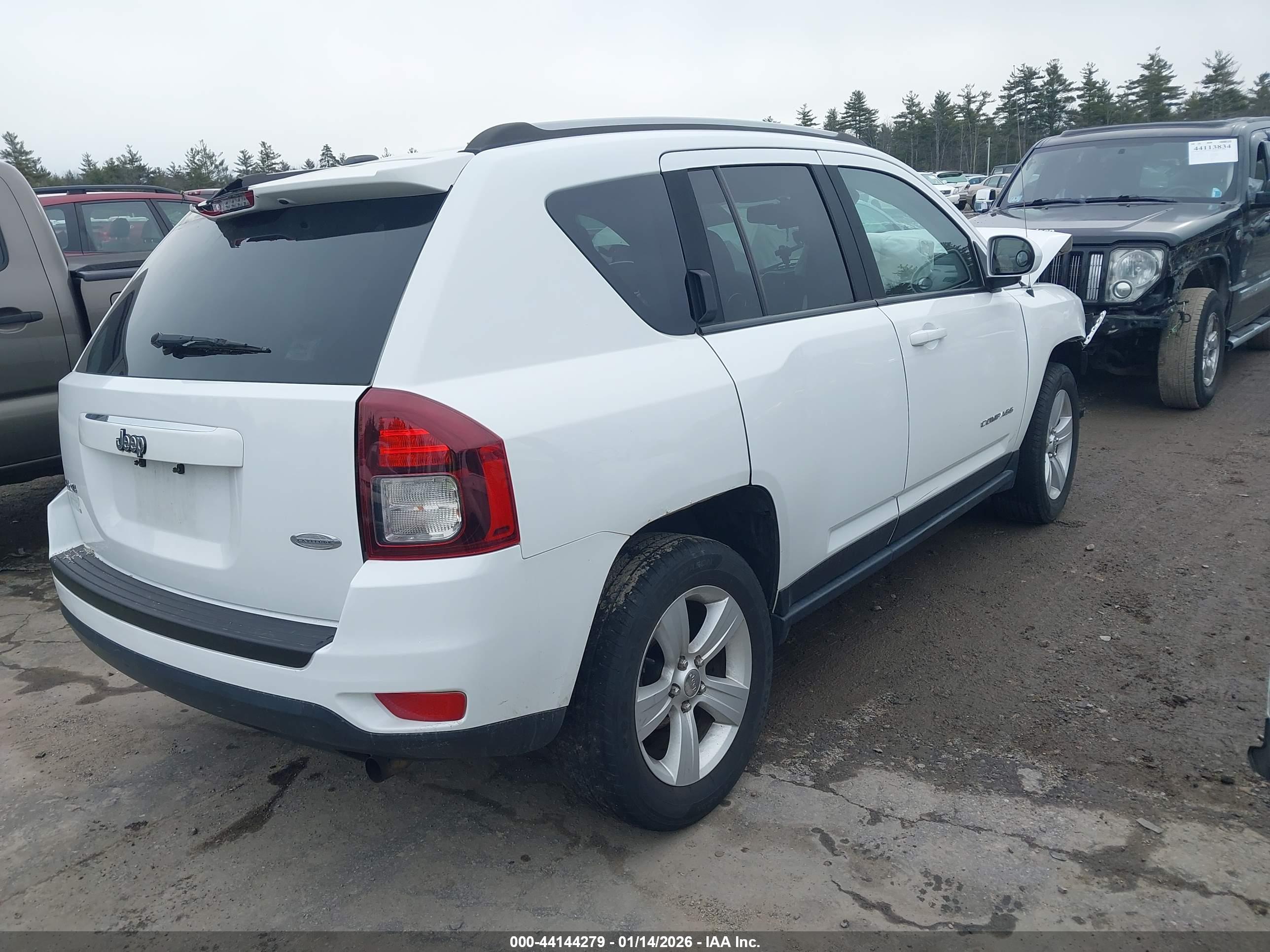 JEEP COMPASS image 4