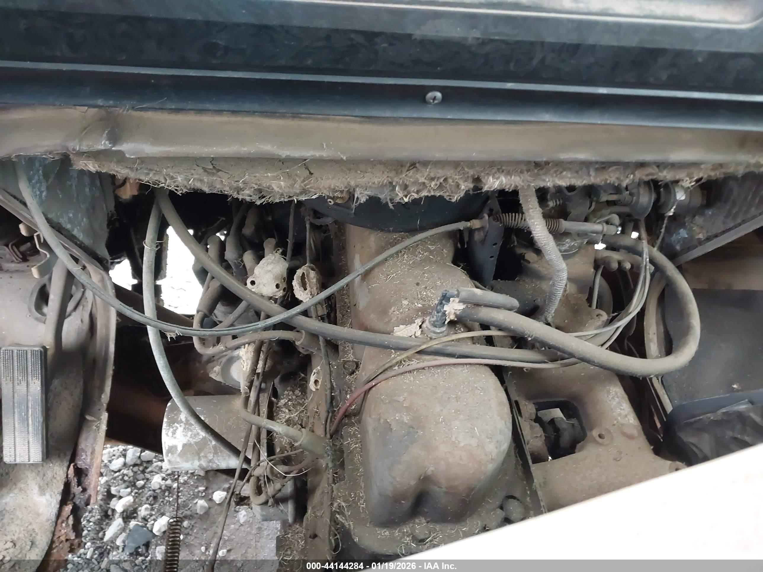 FORD ECONOLINE image 10