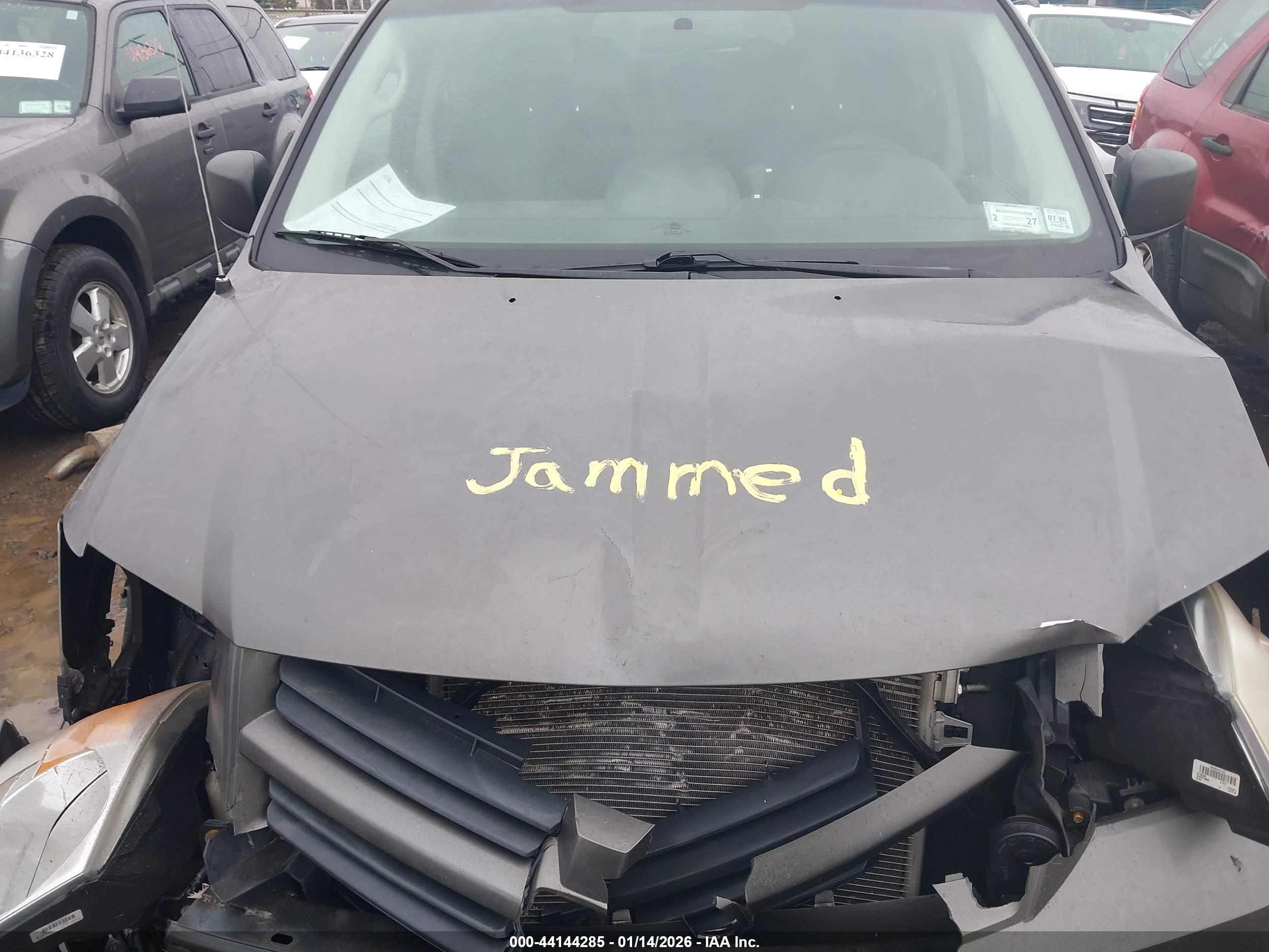 DODGE GRAND image 10
