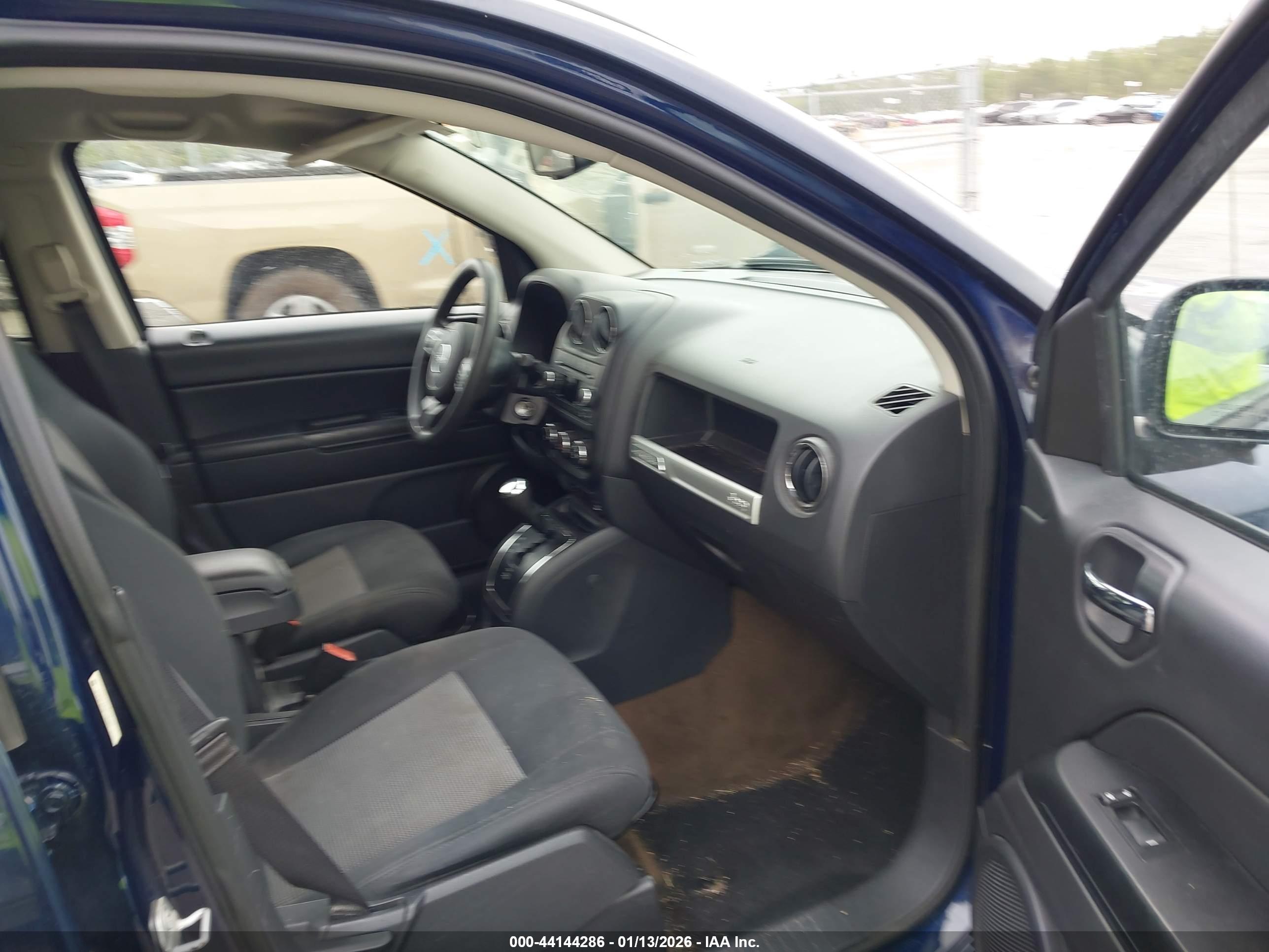JEEP COMPASS image 5