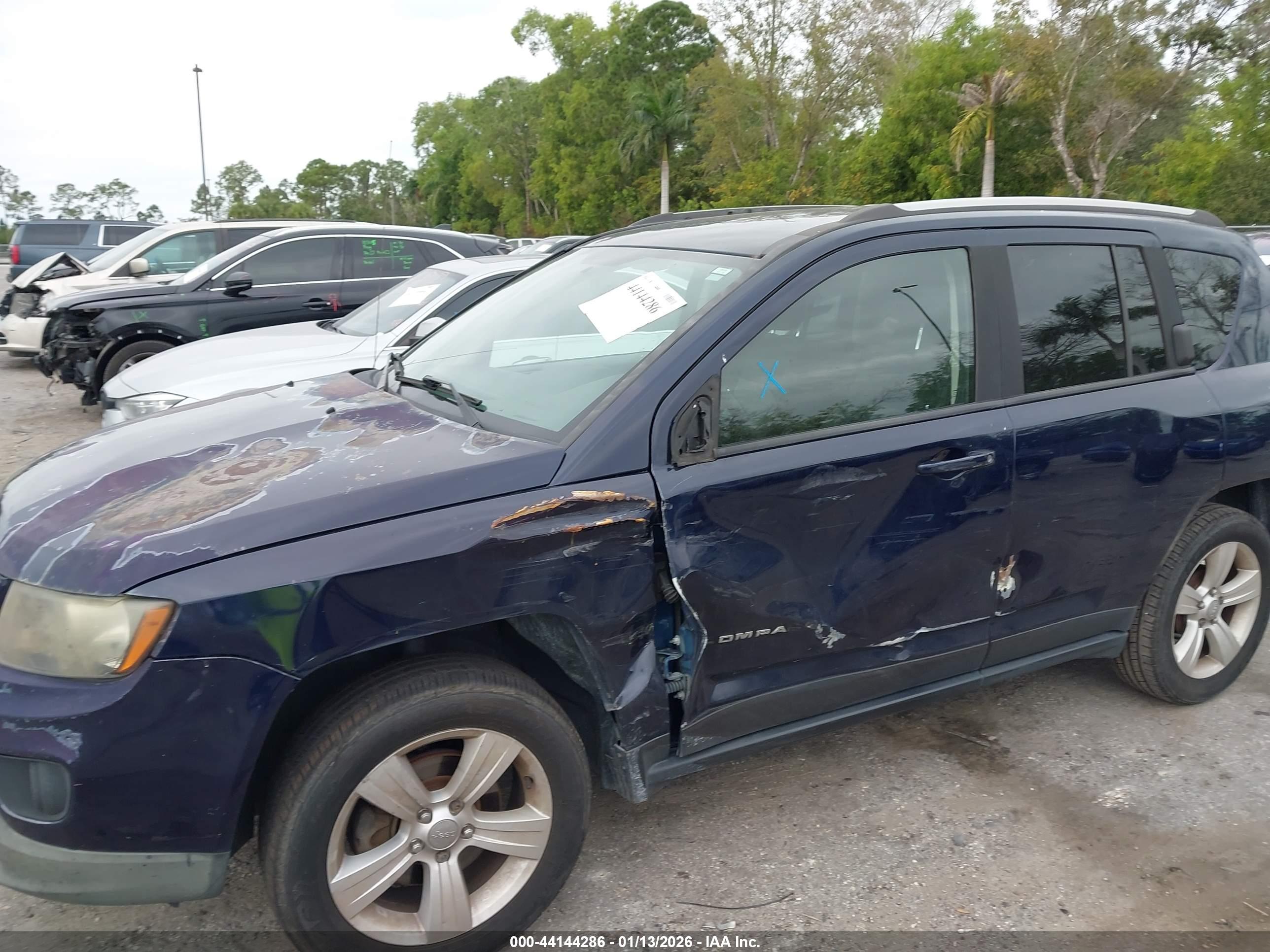 JEEP COMPASS image 6