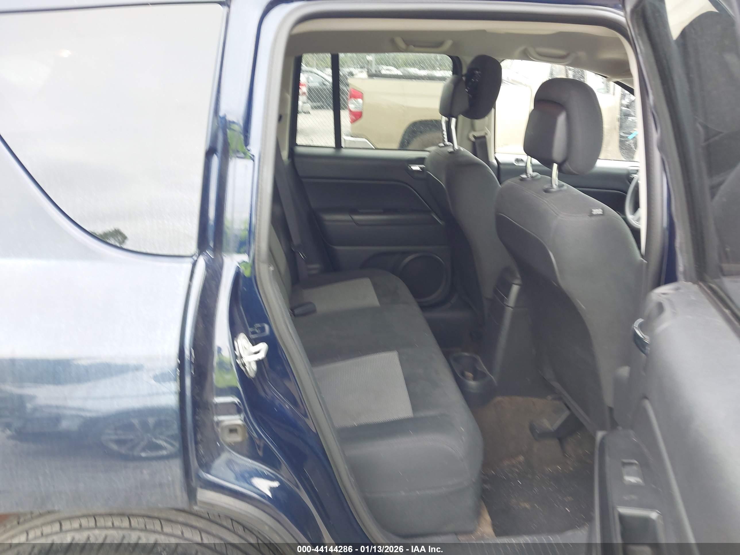 JEEP COMPASS image 8