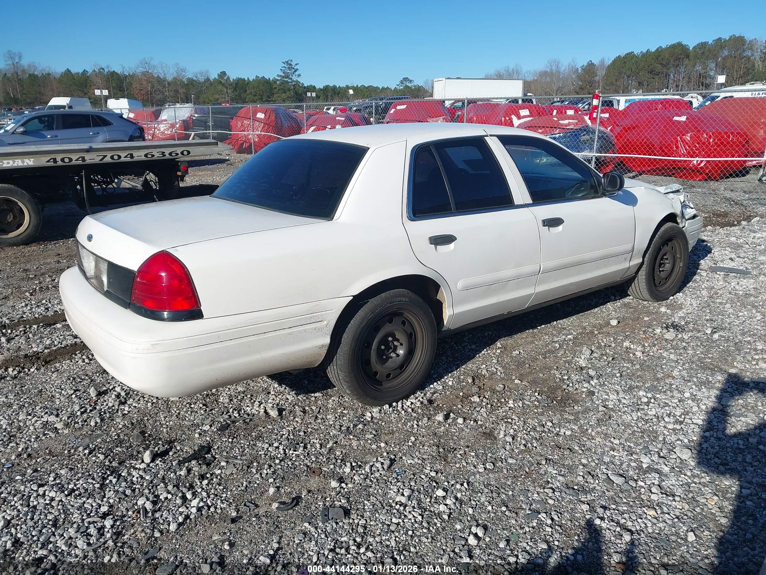 FORD CROWN image 4