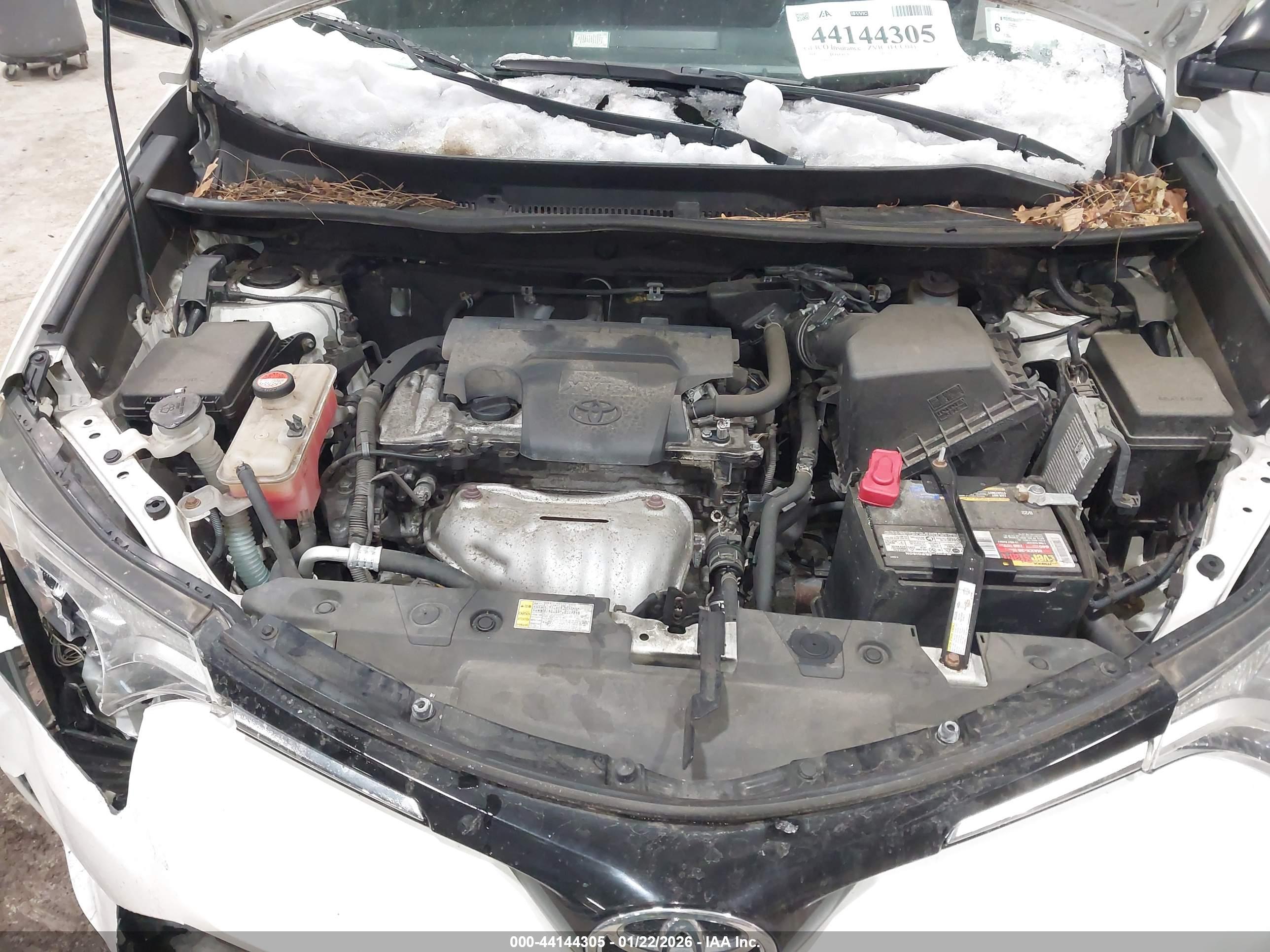 TOYOTA RAV4 image 10