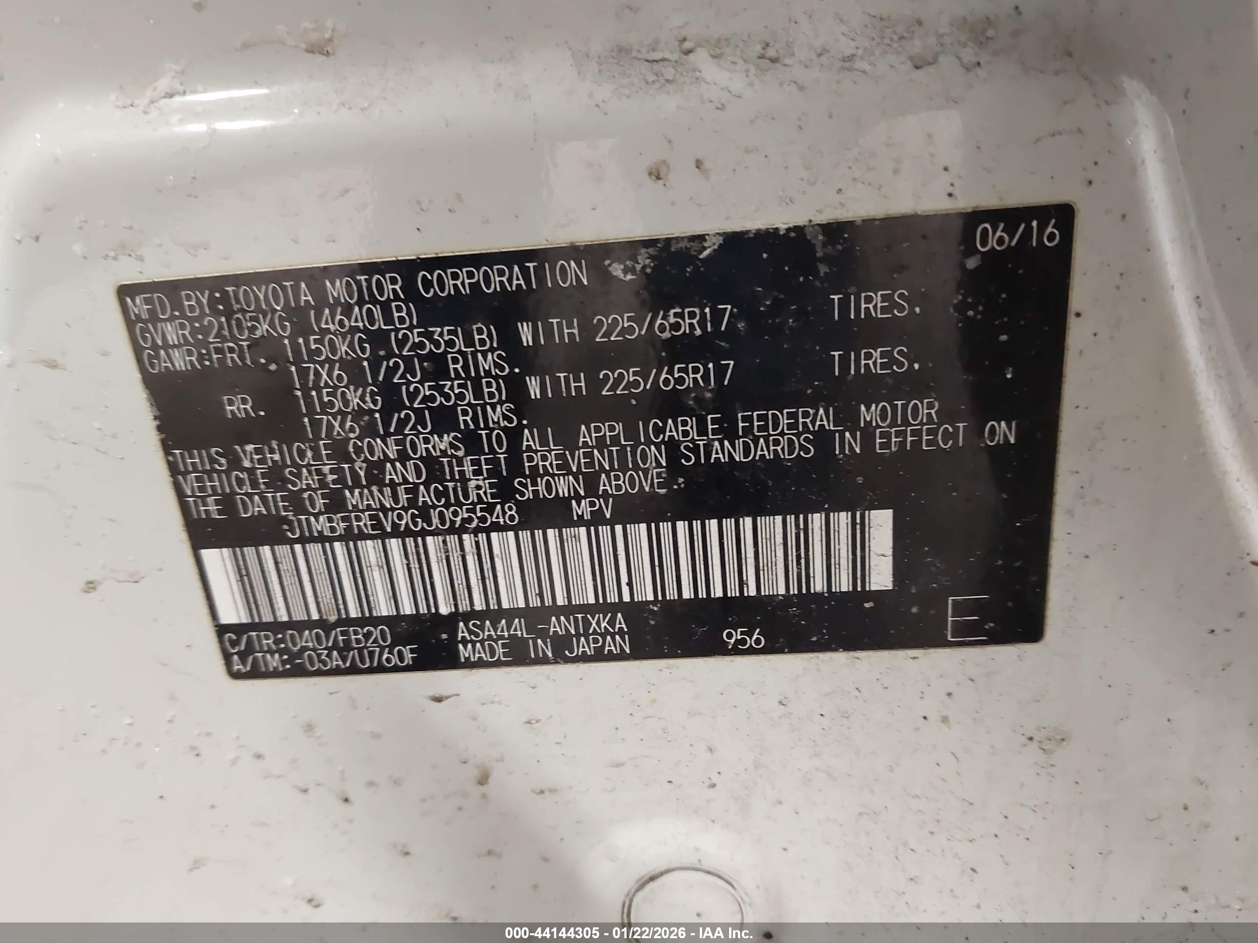 TOYOTA RAV4 image 9
