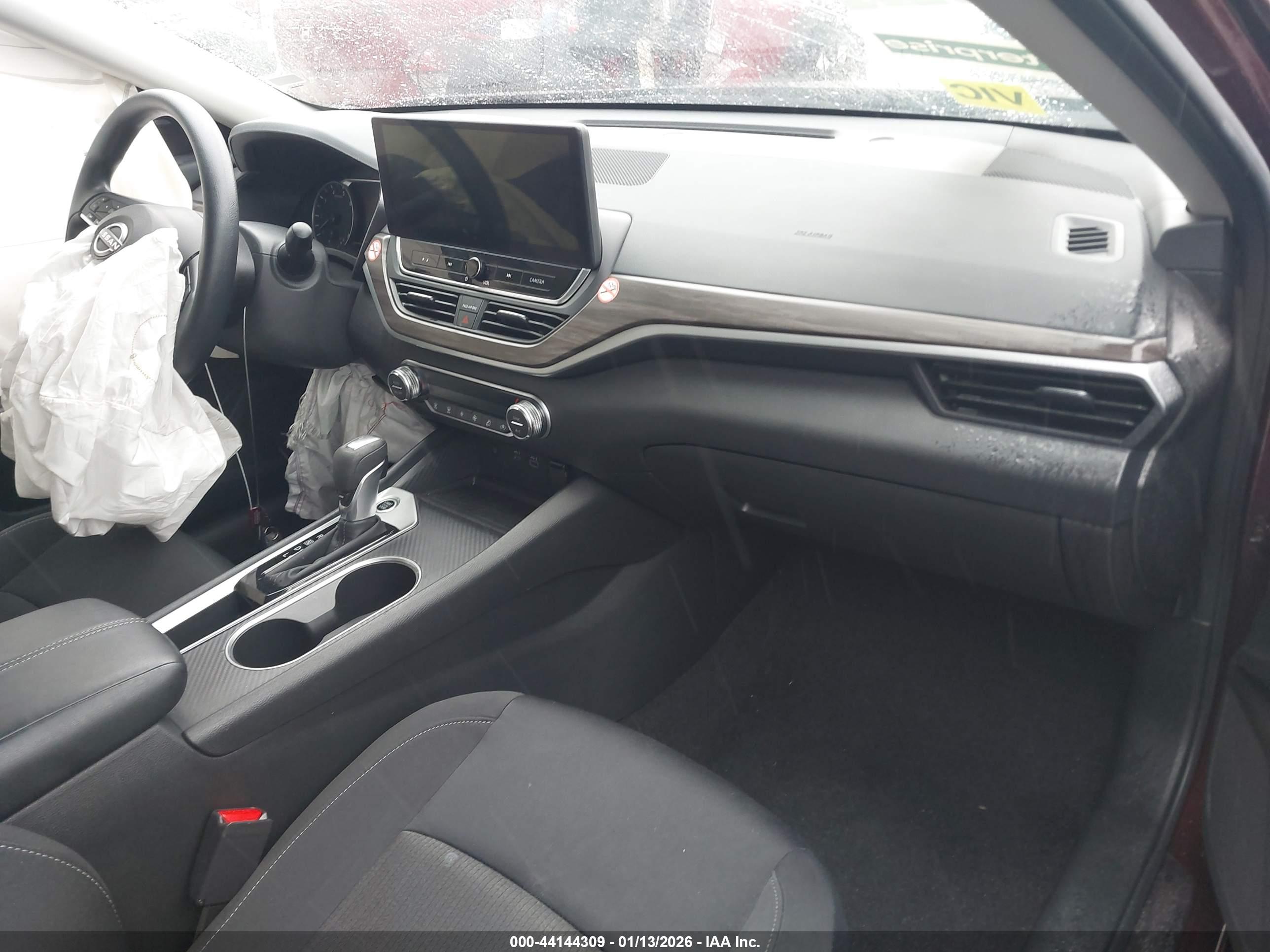 NISSAN ALTIMA image 5
