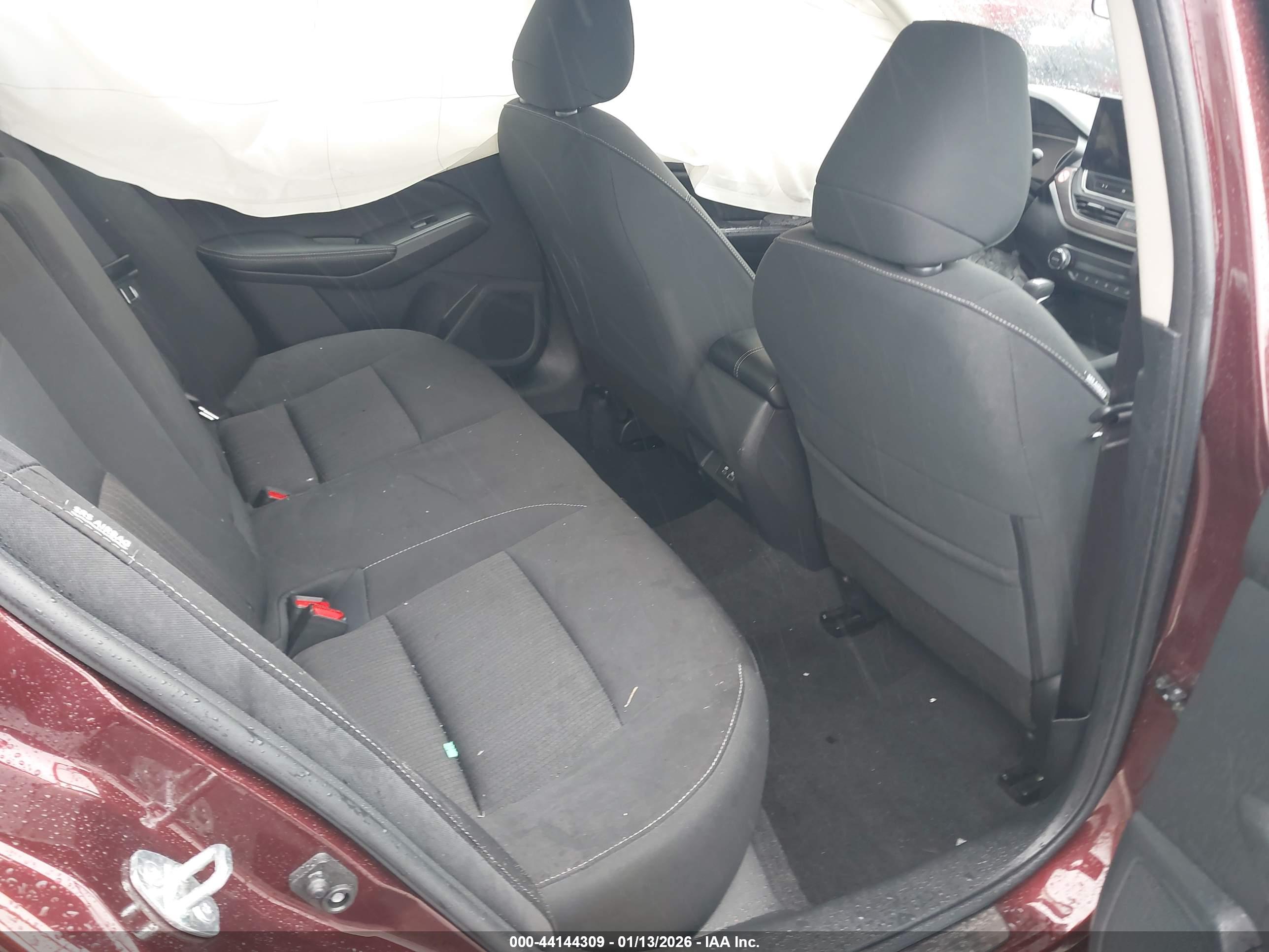 NISSAN ALTIMA image 8