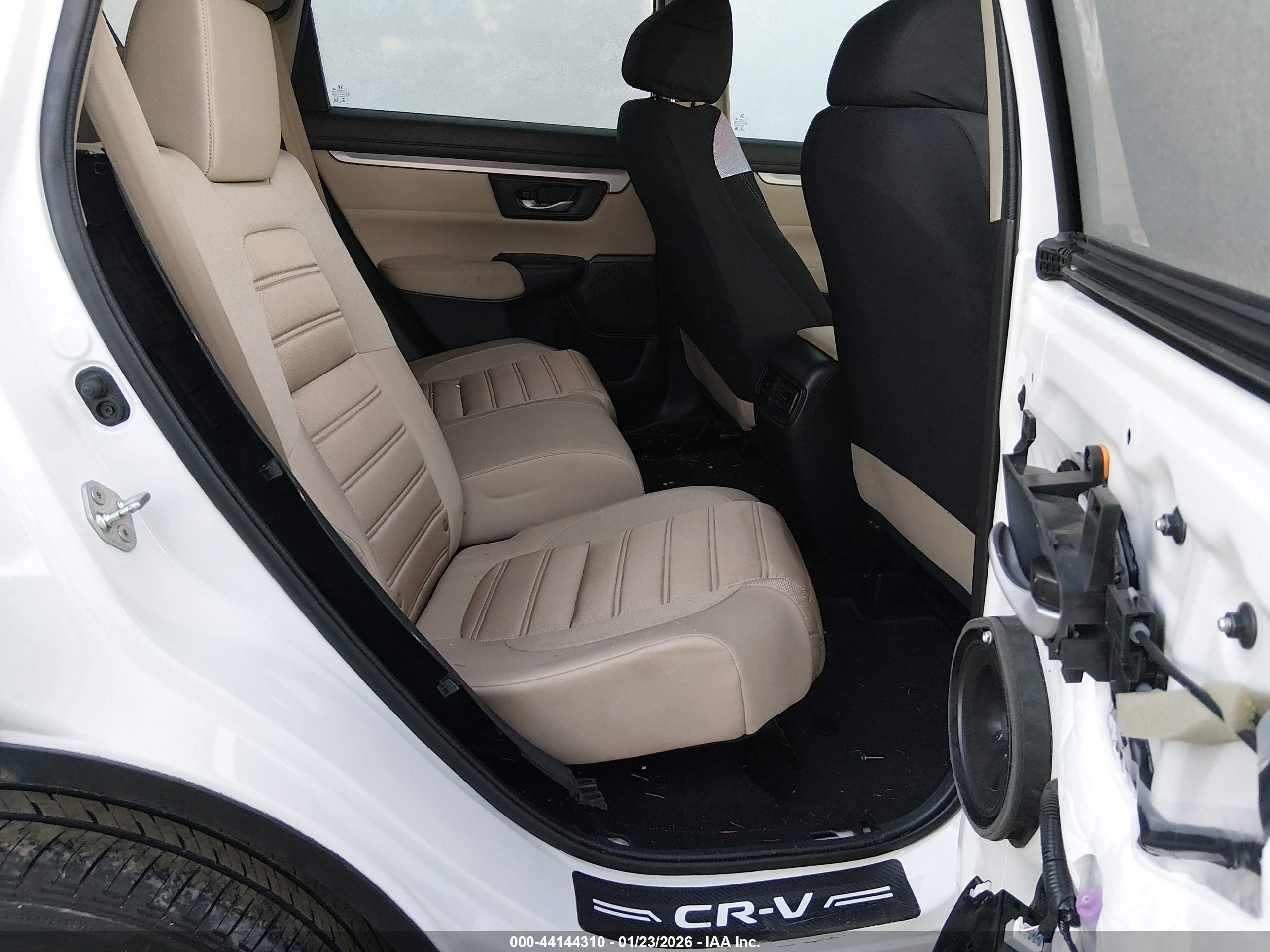 HONDA CR-V image 8