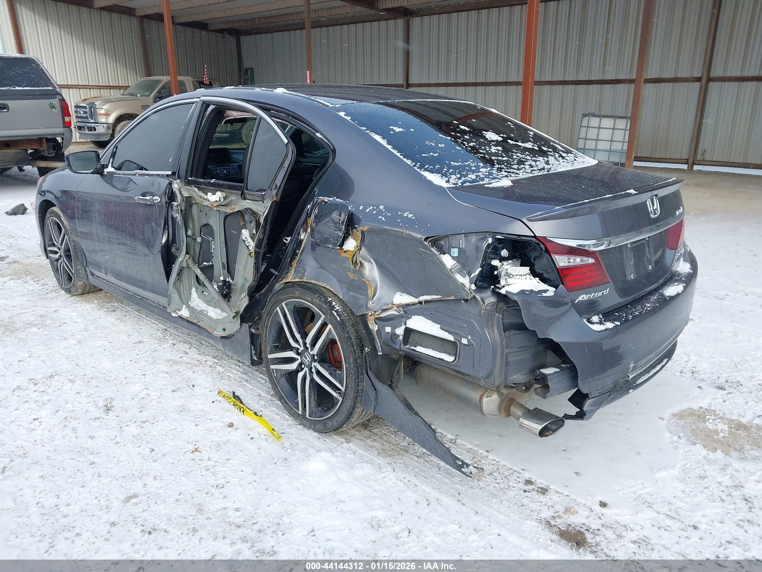 HONDA ACCORD image 3