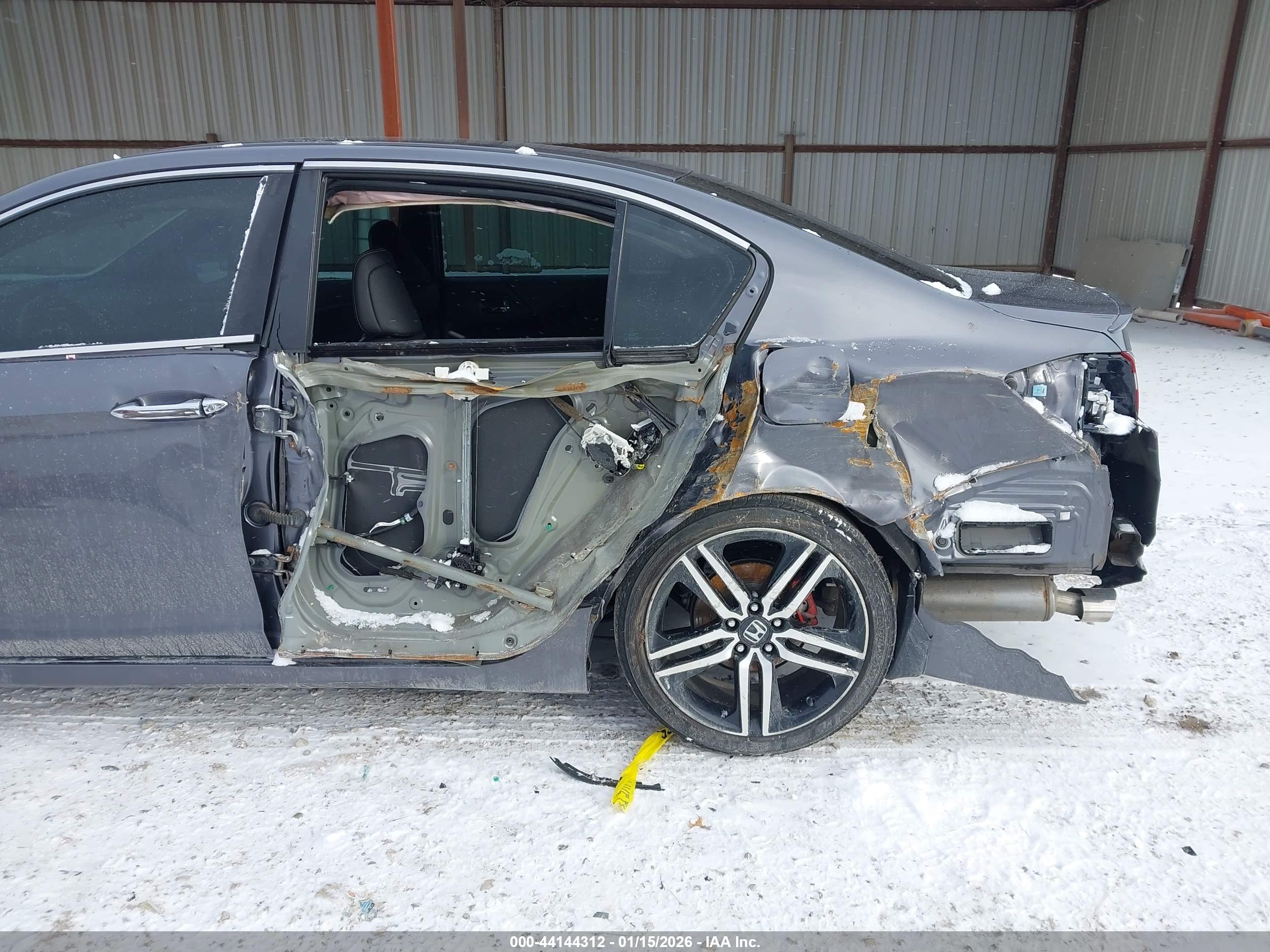 HONDA ACCORD image 6