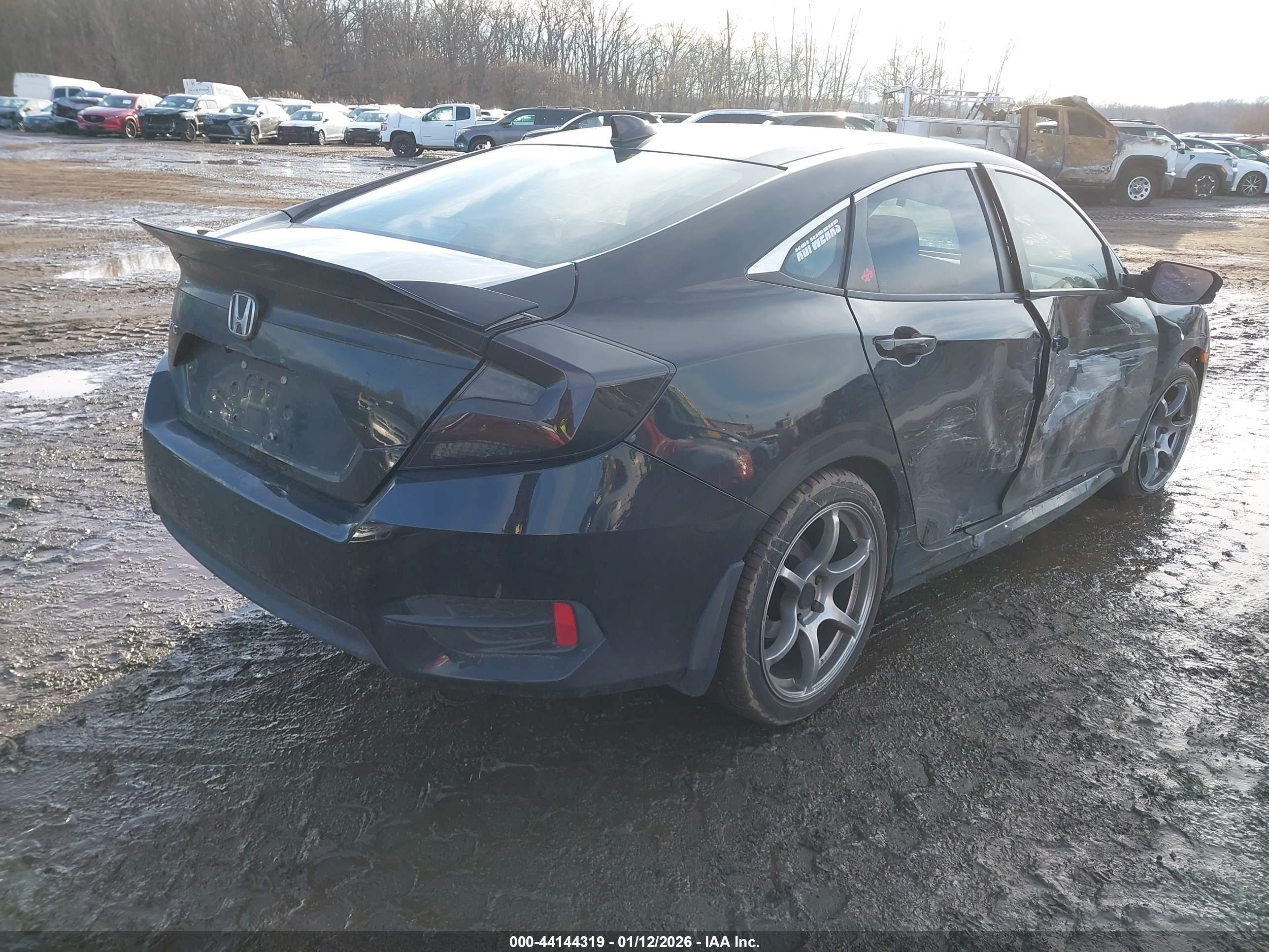 HONDA CIVIC image 4