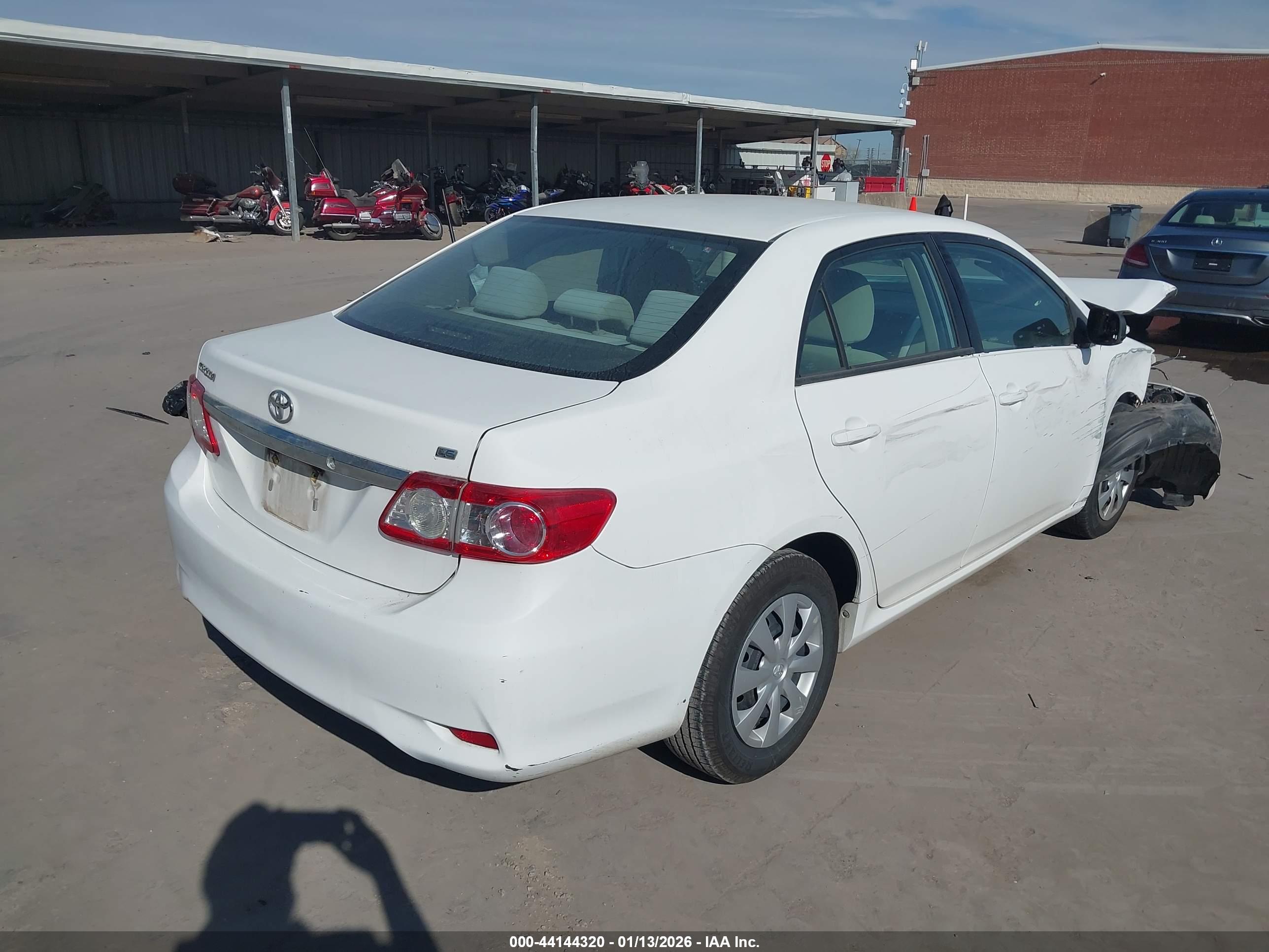 TOYOTA COROLLA image 4