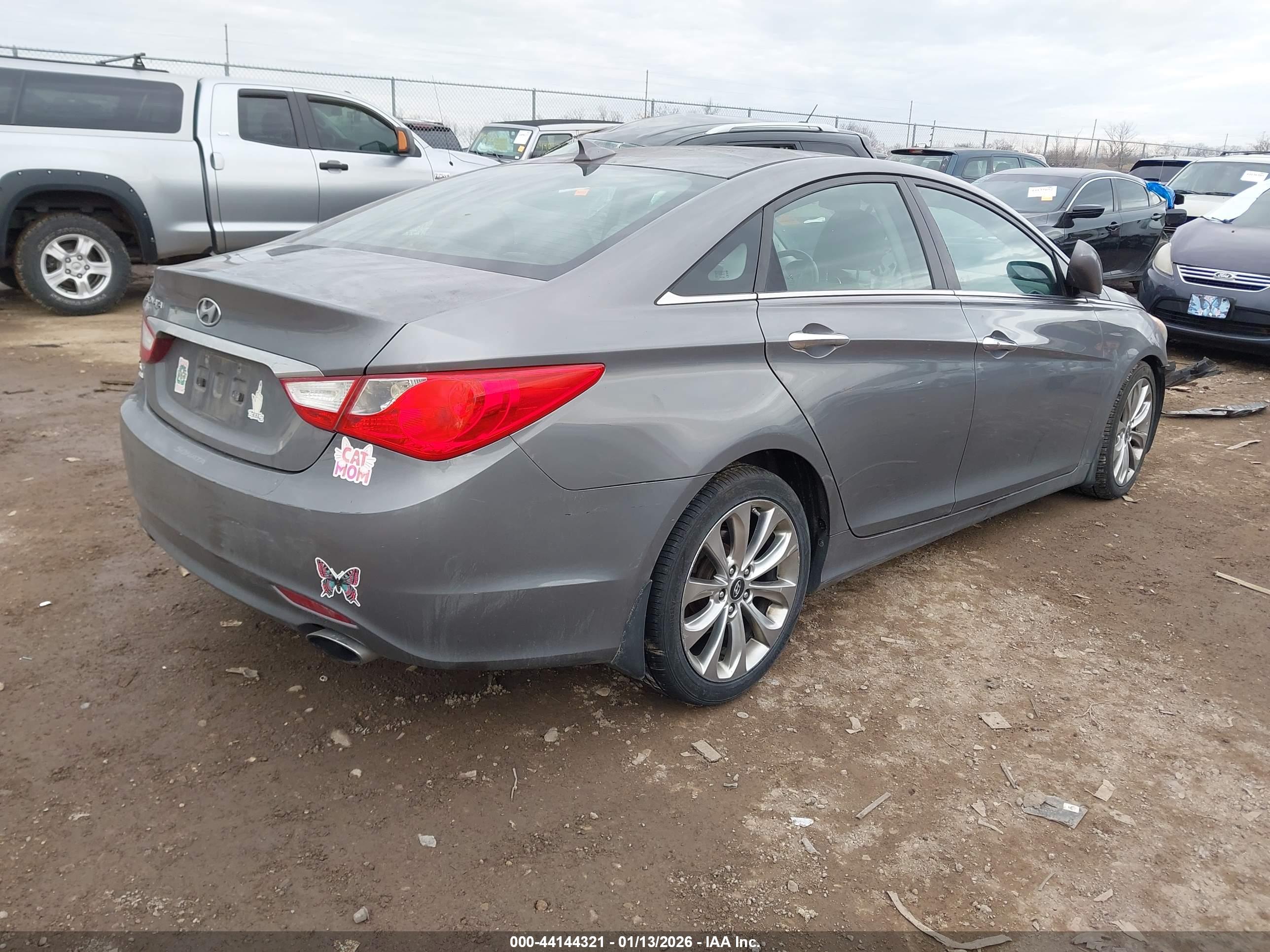 HYUNDAI SONATA image 4