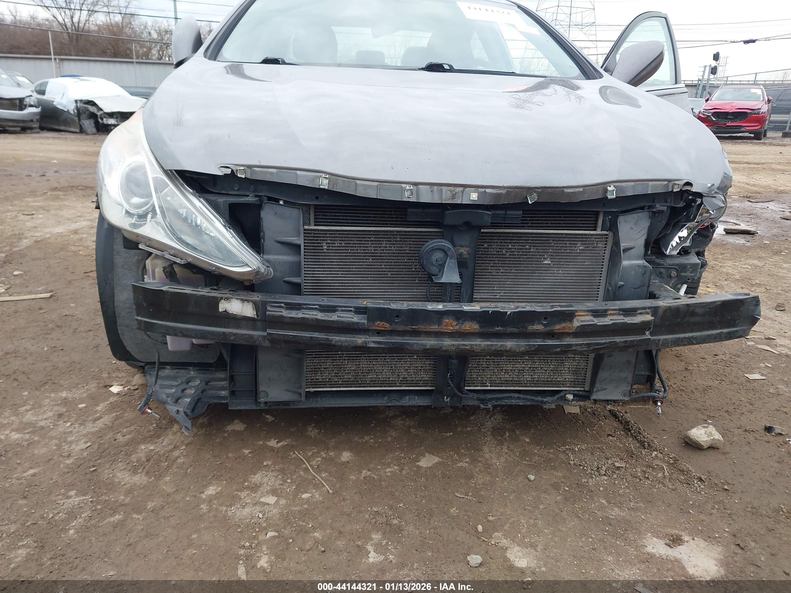 HYUNDAI SONATA image 6