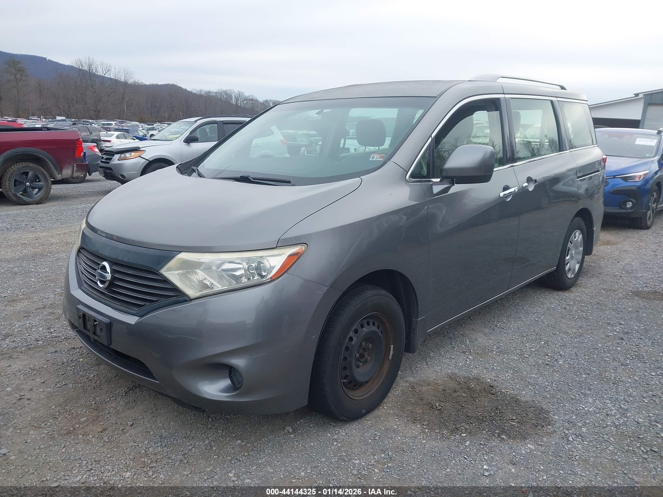 NISSAN QUEST image 6