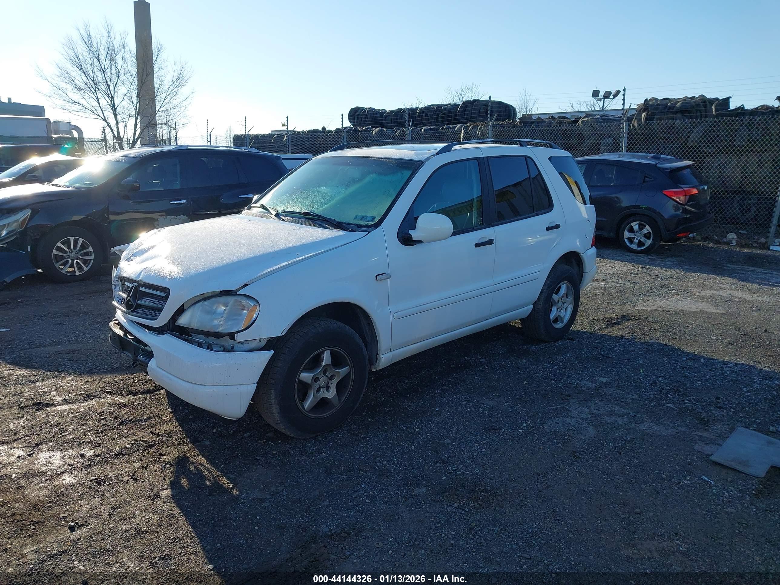 MERCEDES-BENZ ML image 2