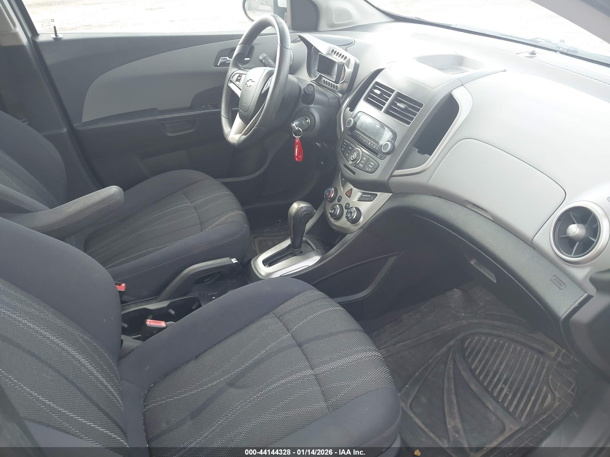CHEVROLET SONIC image 5