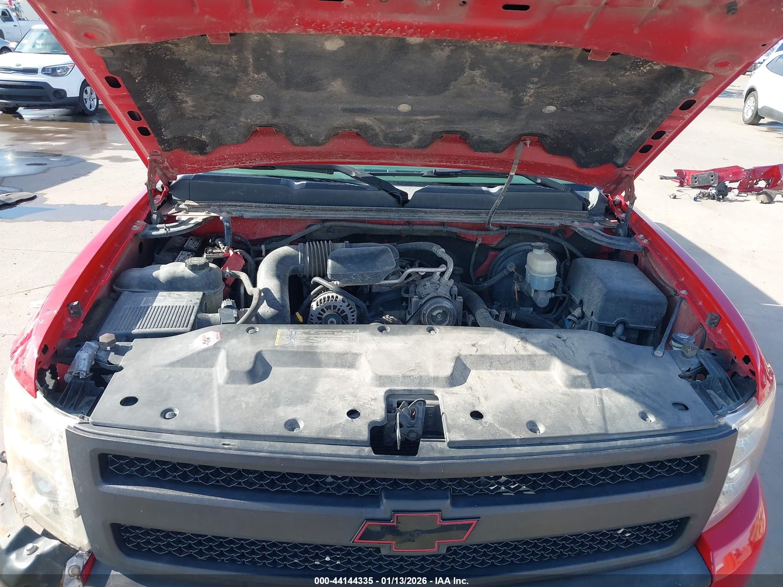 CHEVROLET SILVERADO image 10