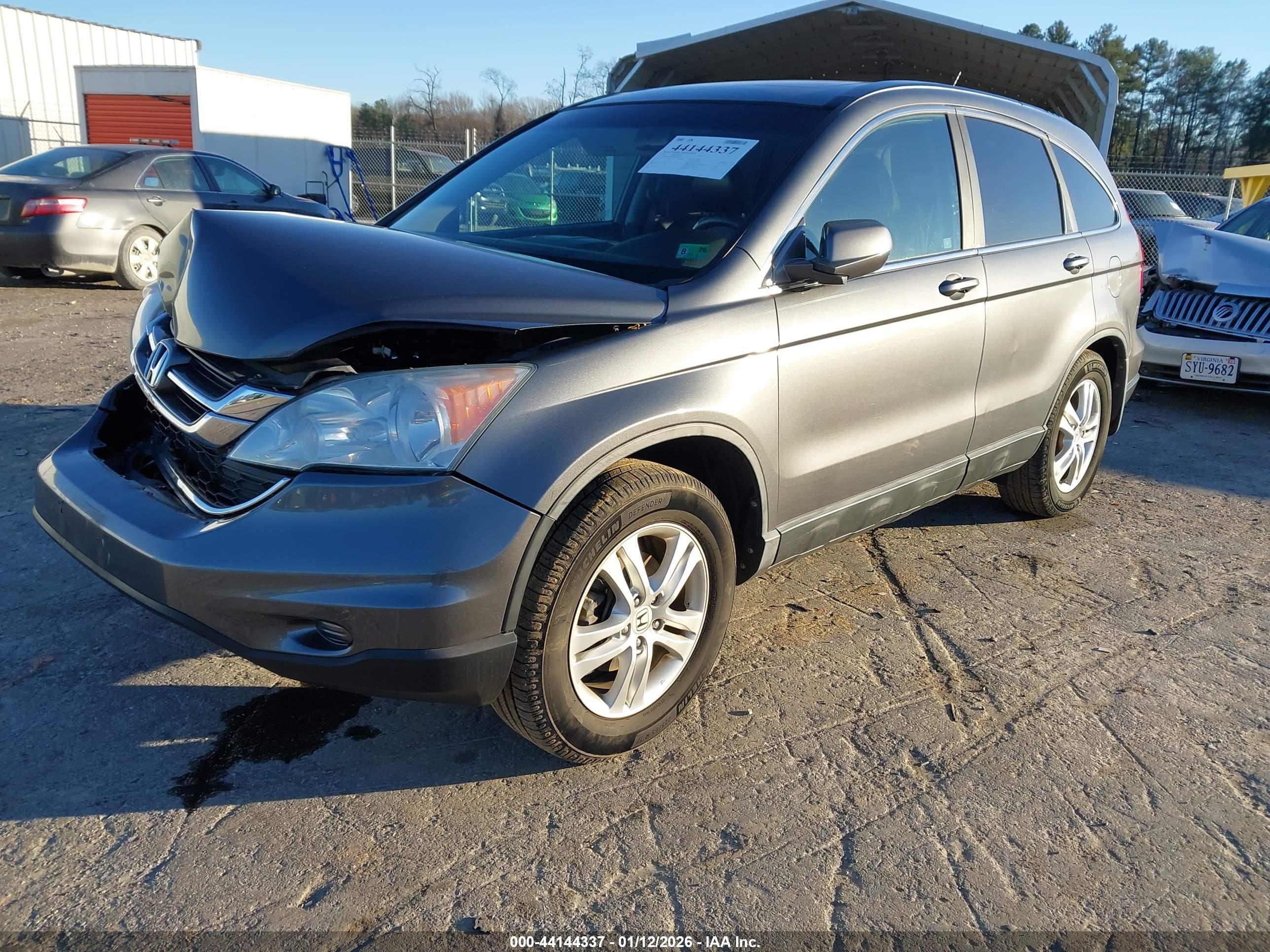HONDA CR-V image 2