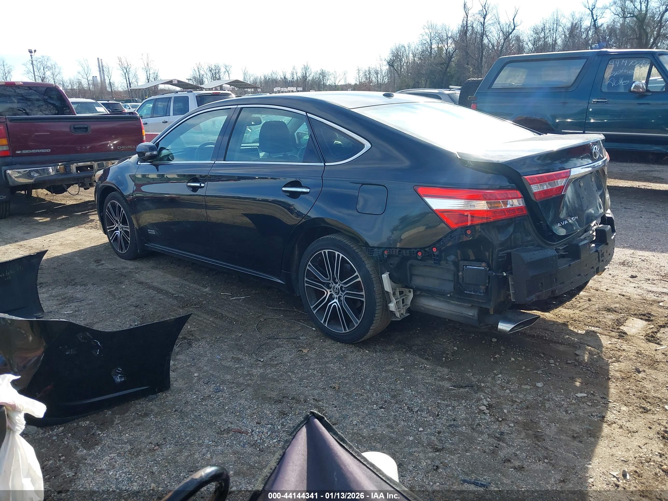 TOYOTA AVALON image 3