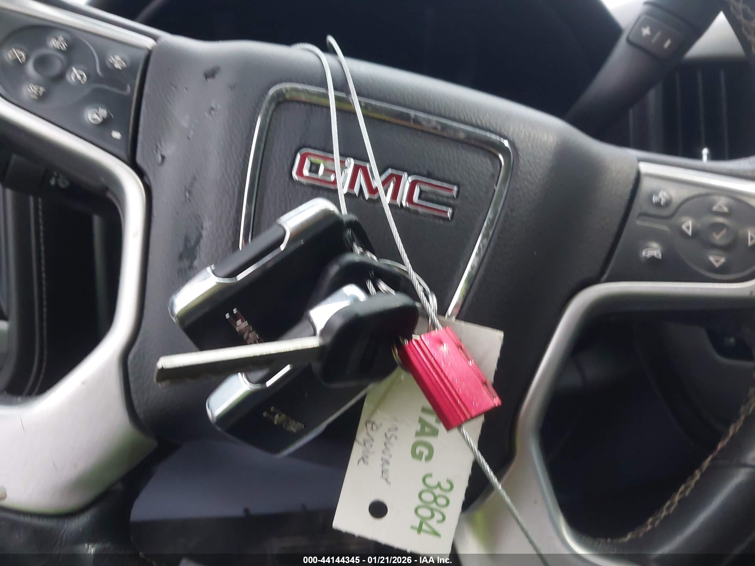 GMC SIERRA image 11