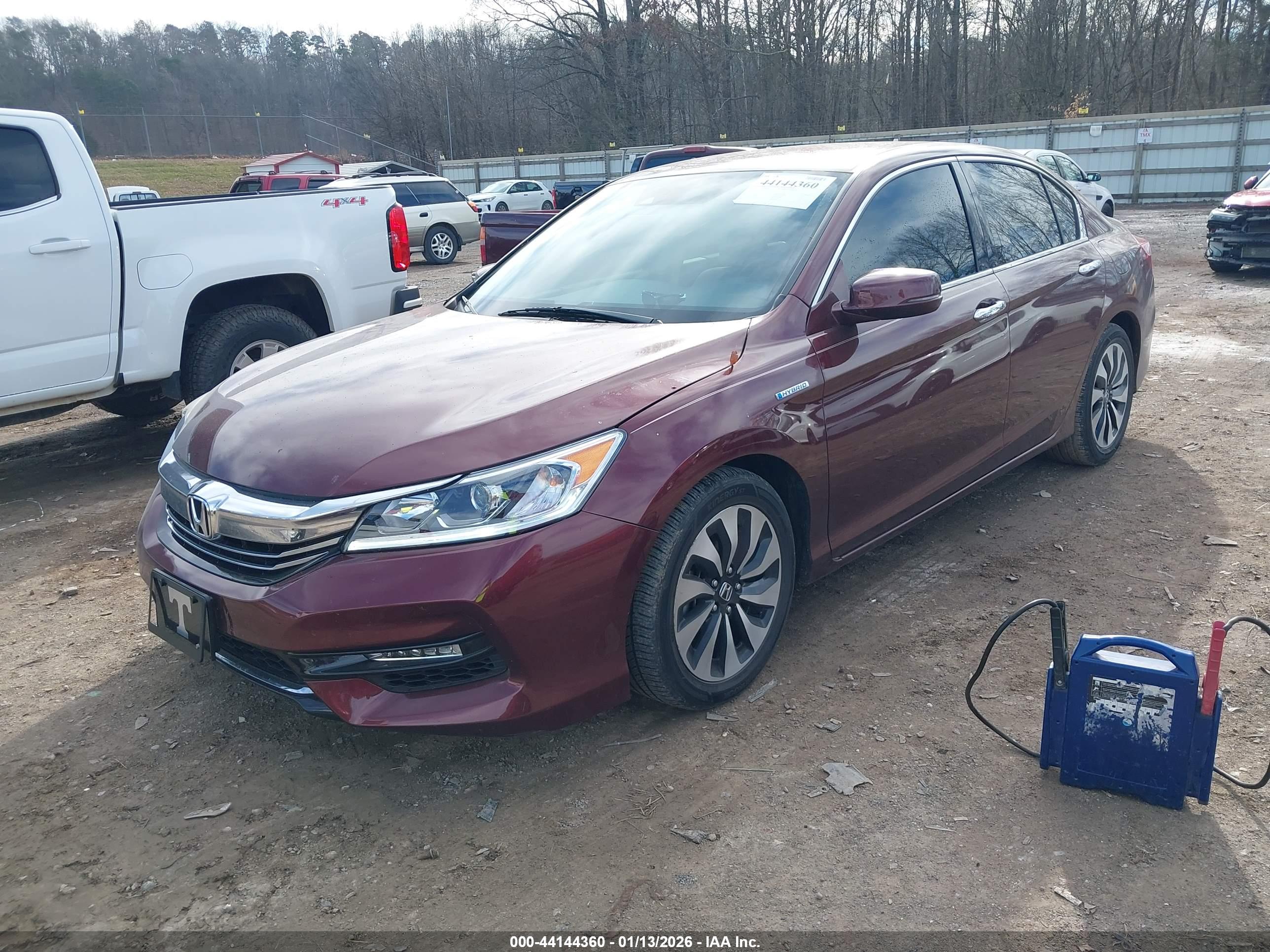 HONDA ACCORD image 2