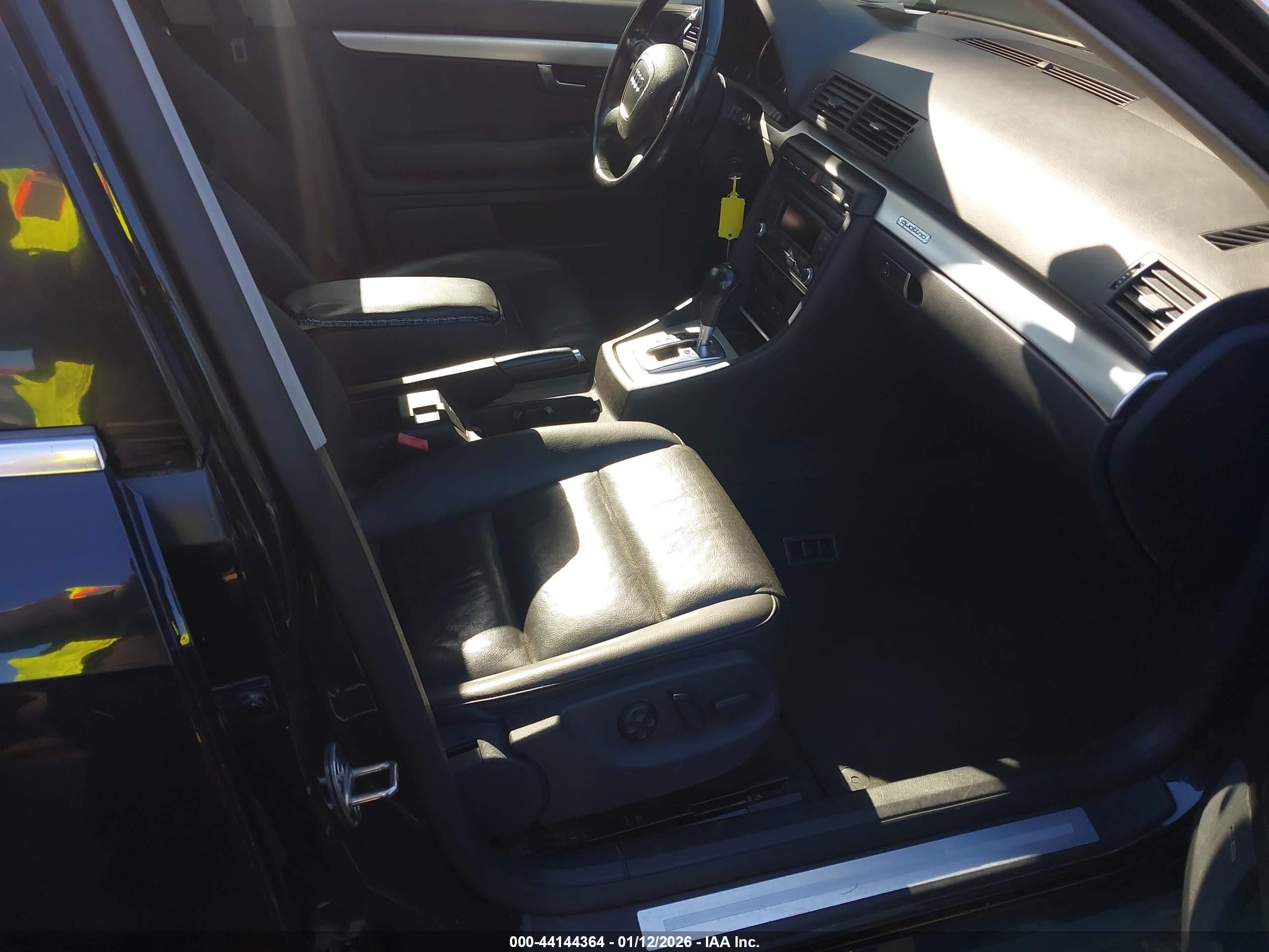 AUDI A4 image 5