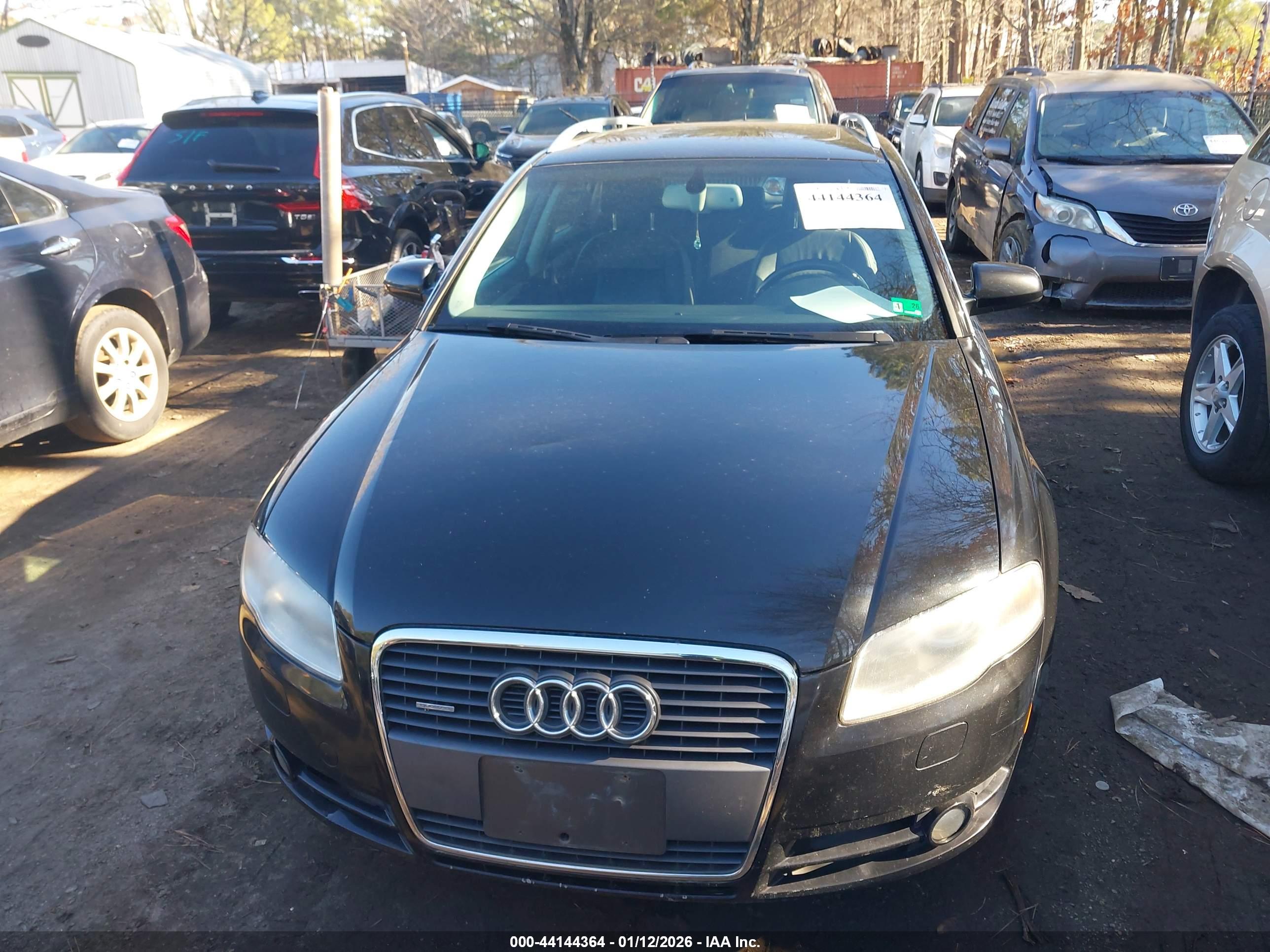 AUDI A4 image 6