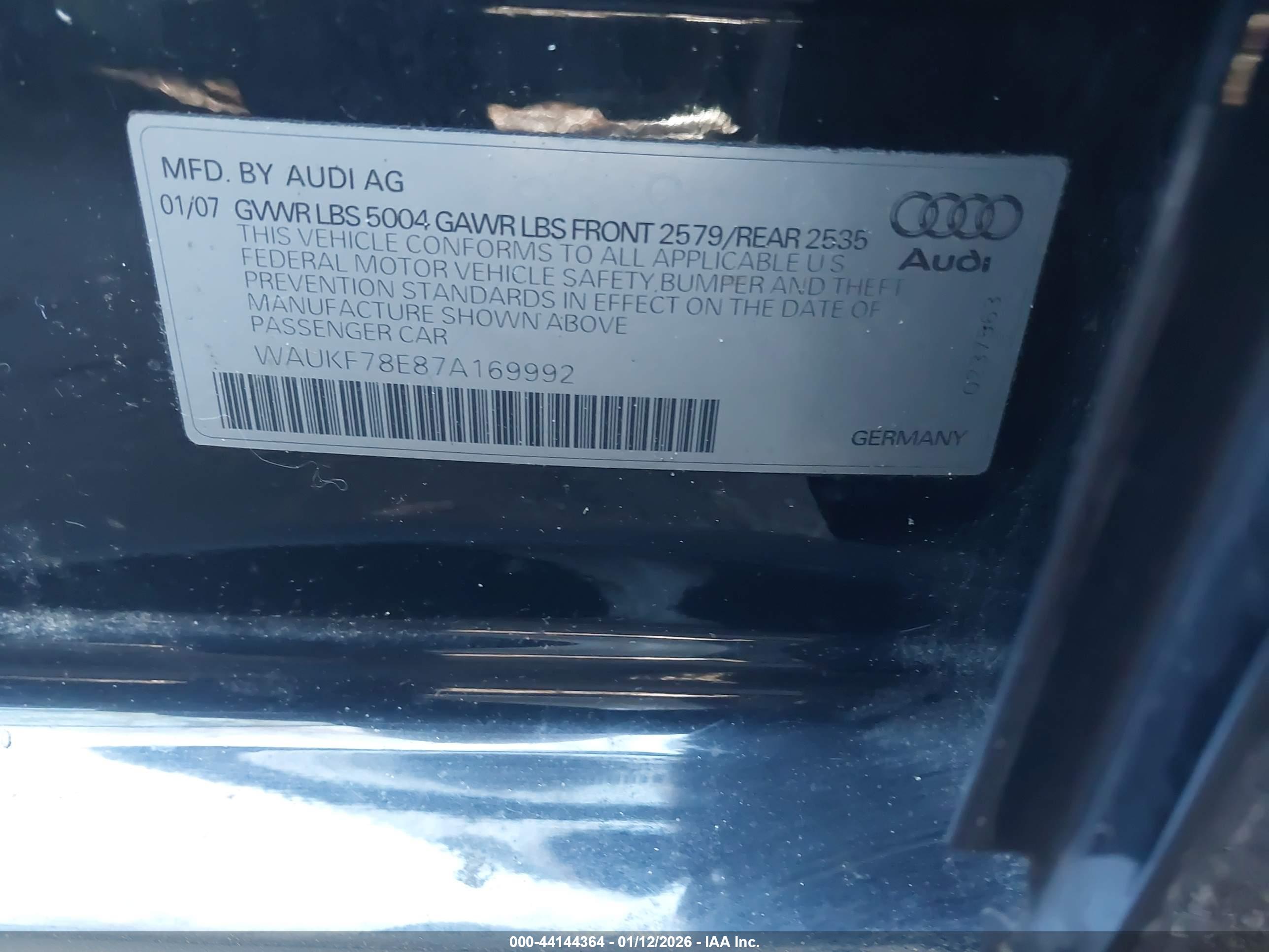 AUDI A4 image 9