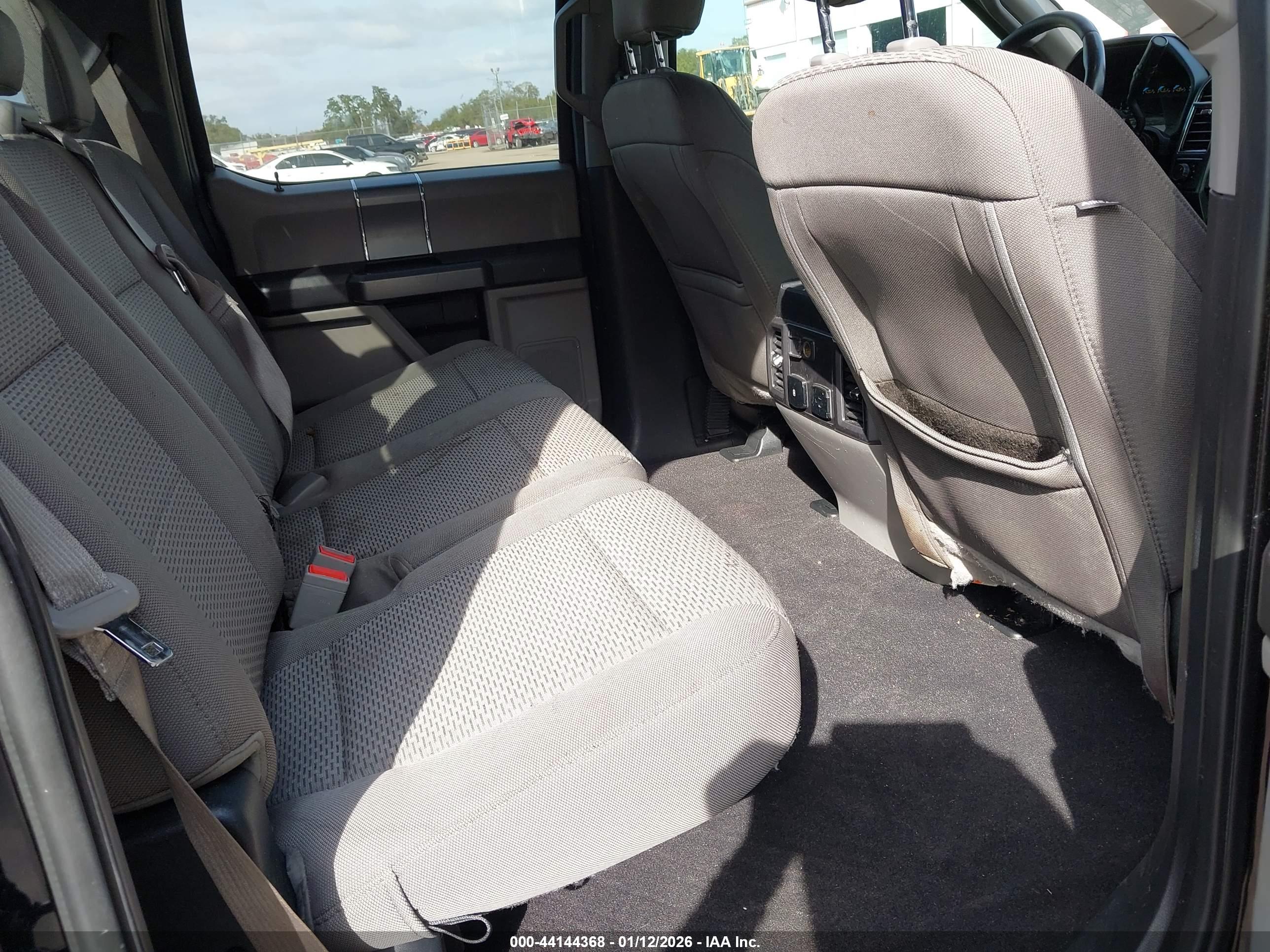 FORD F-150 image 8
