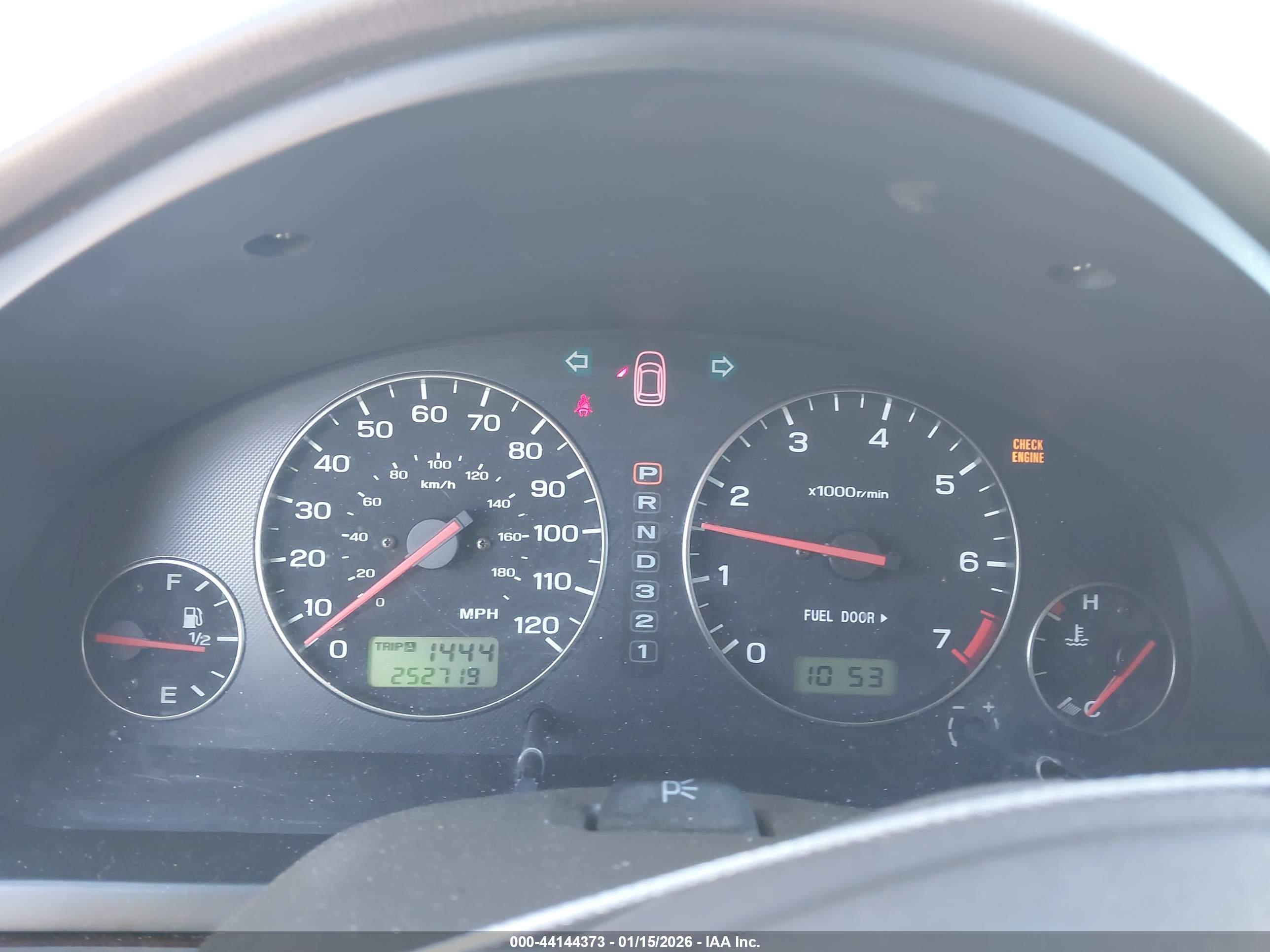 SUBARU LEGACY image 7