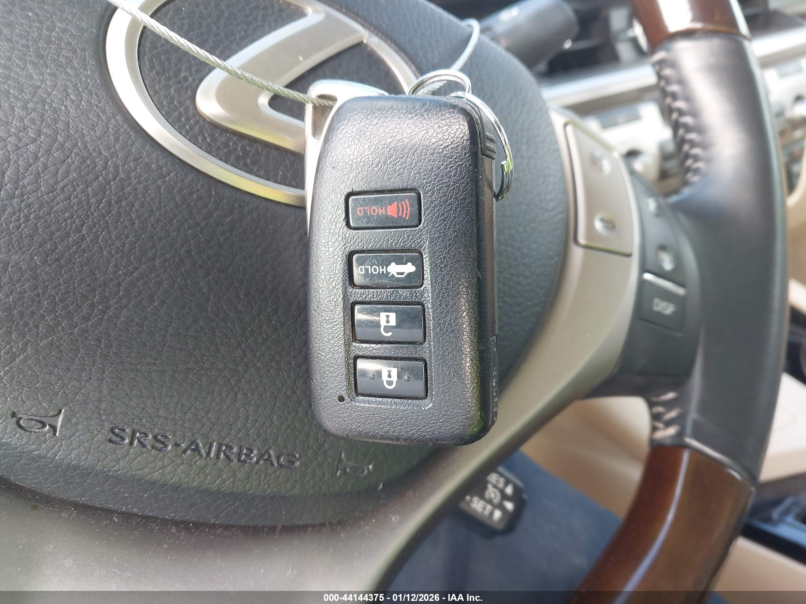 LEXUS ES image 11