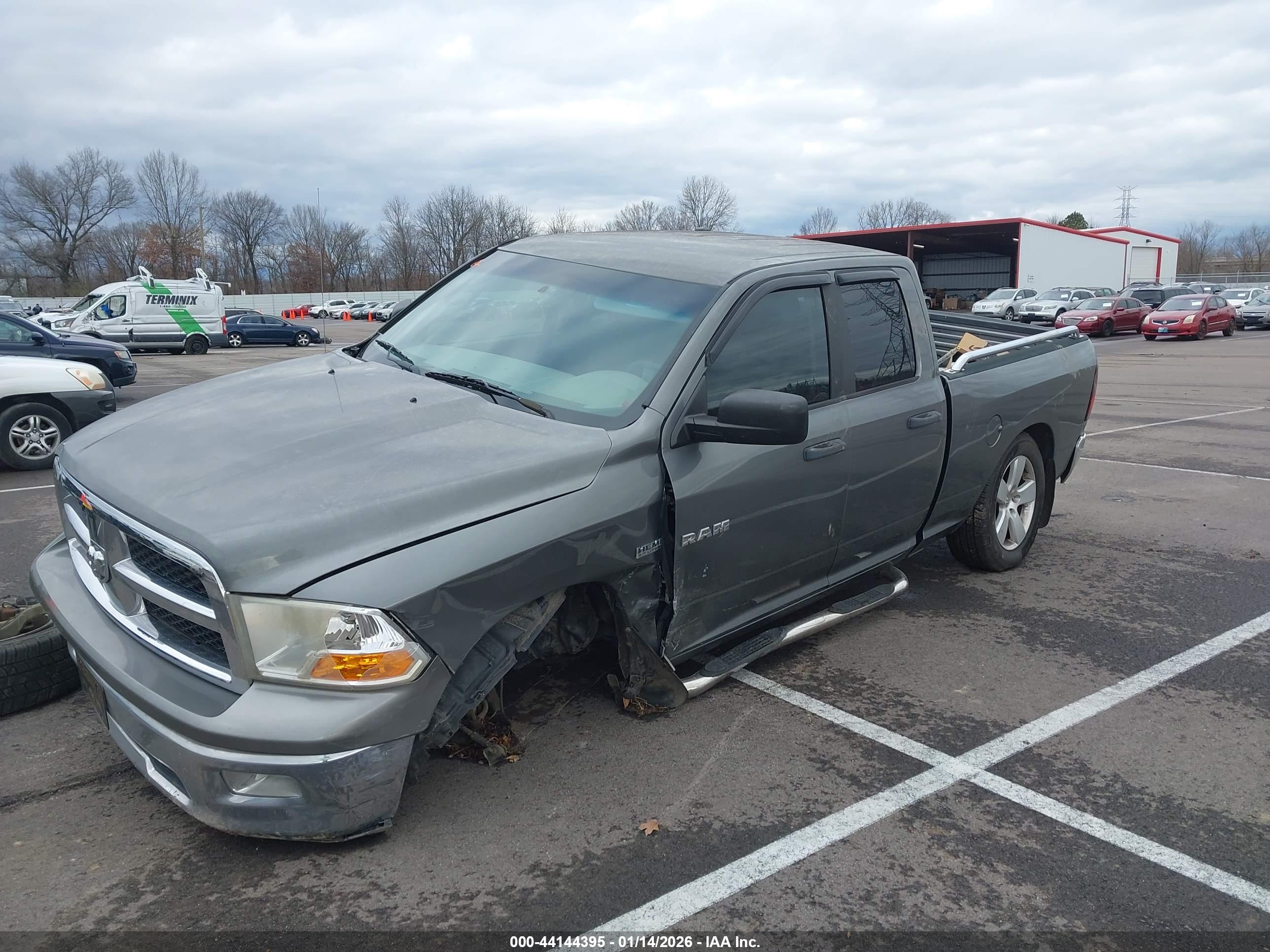 DODGE RAM image 2
