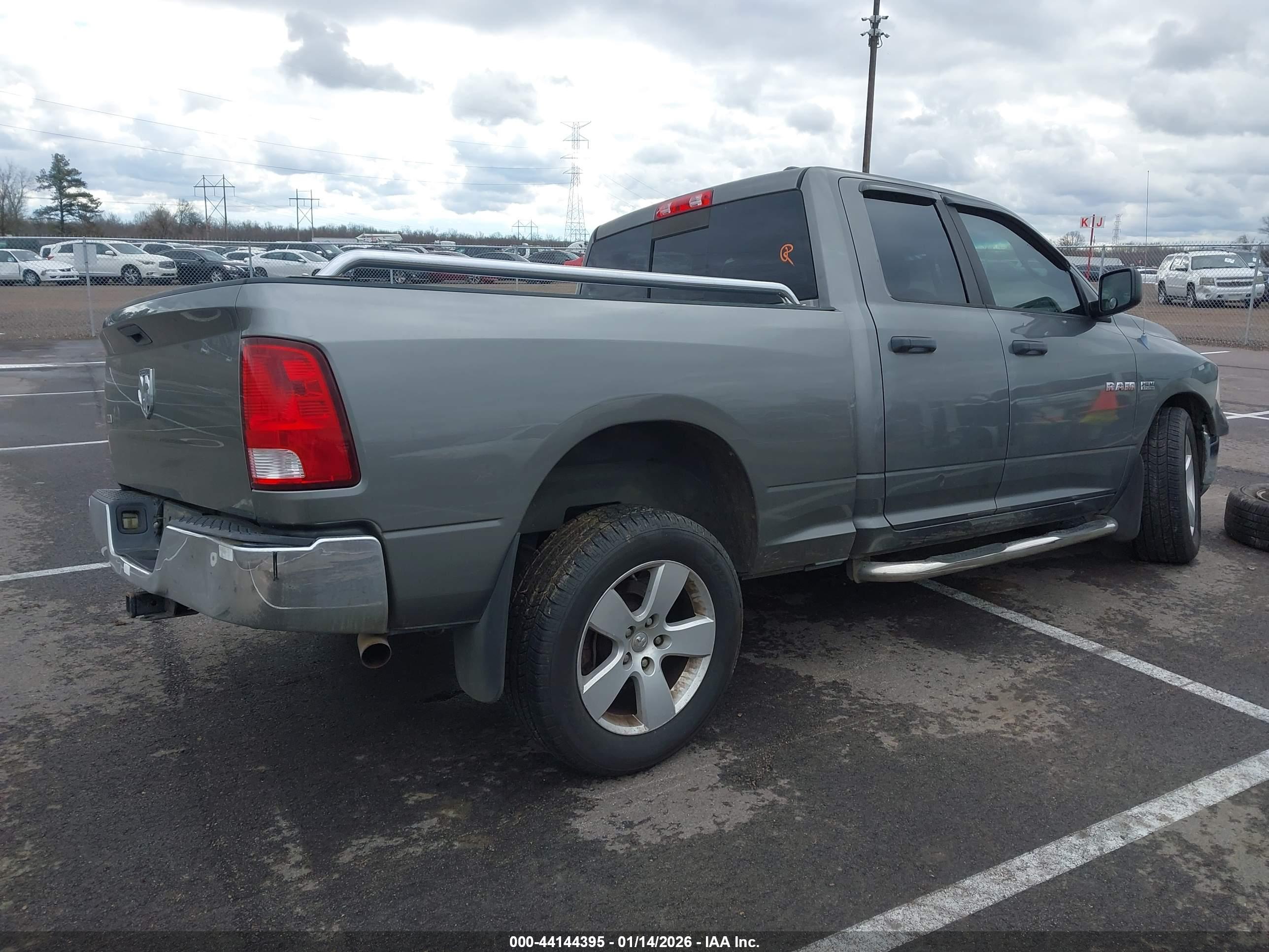 DODGE RAM image 4