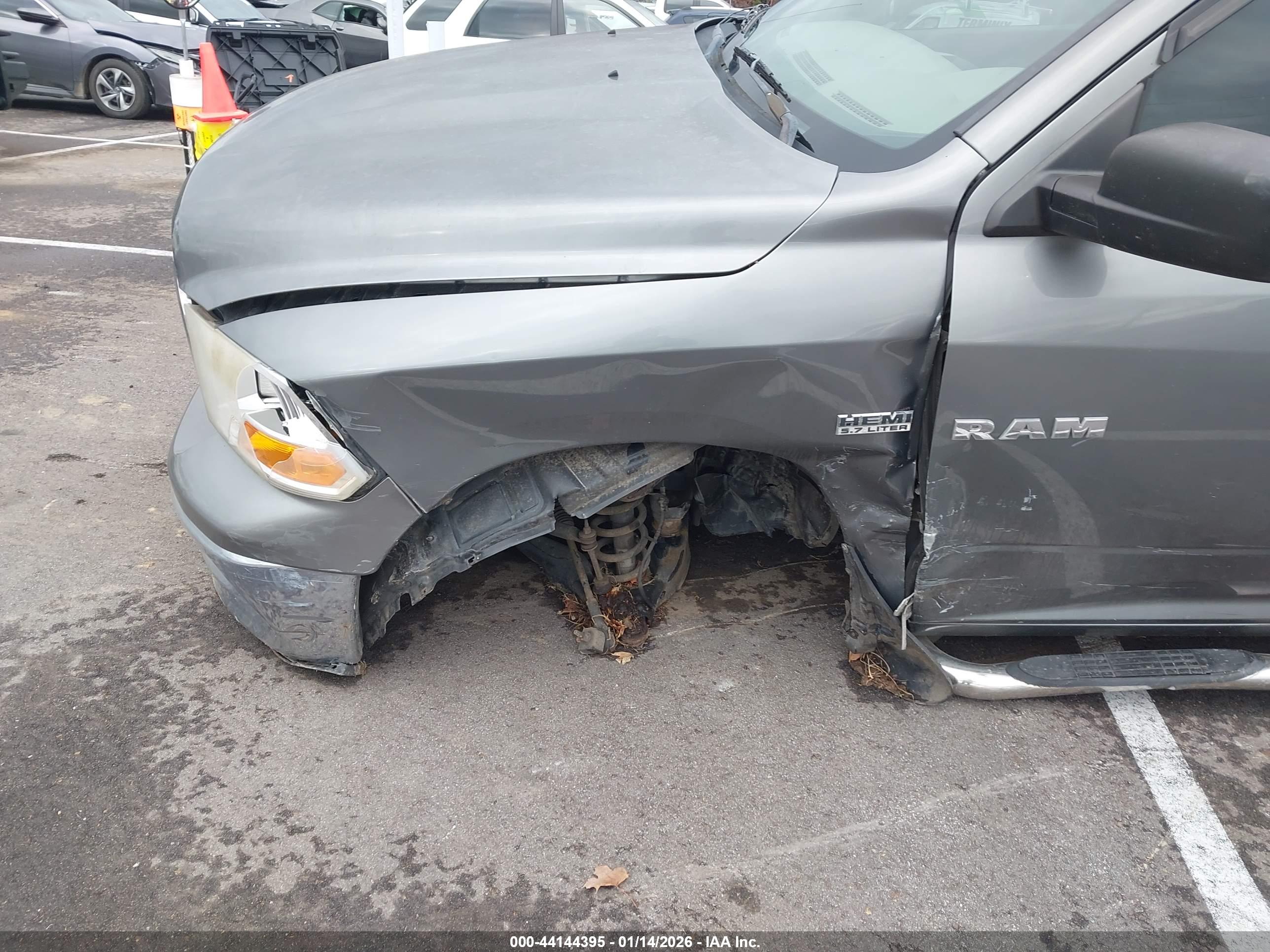 DODGE RAM image 6