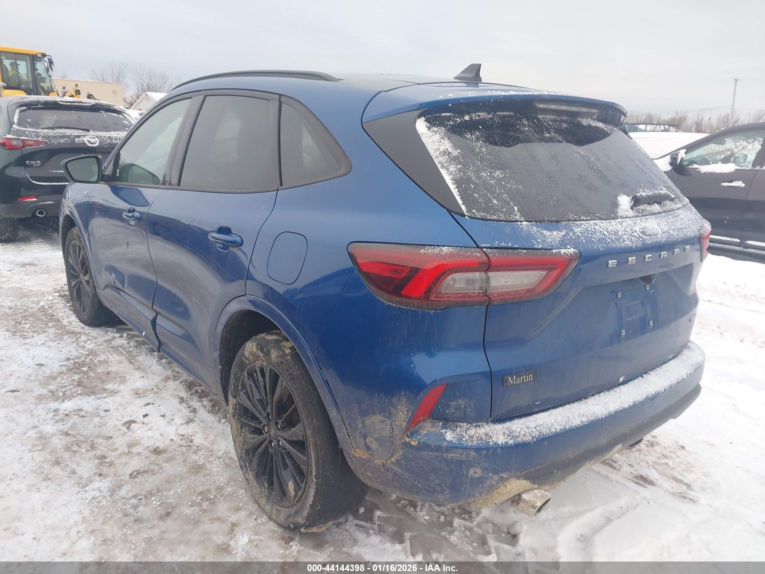FORD ESCAPE image 3