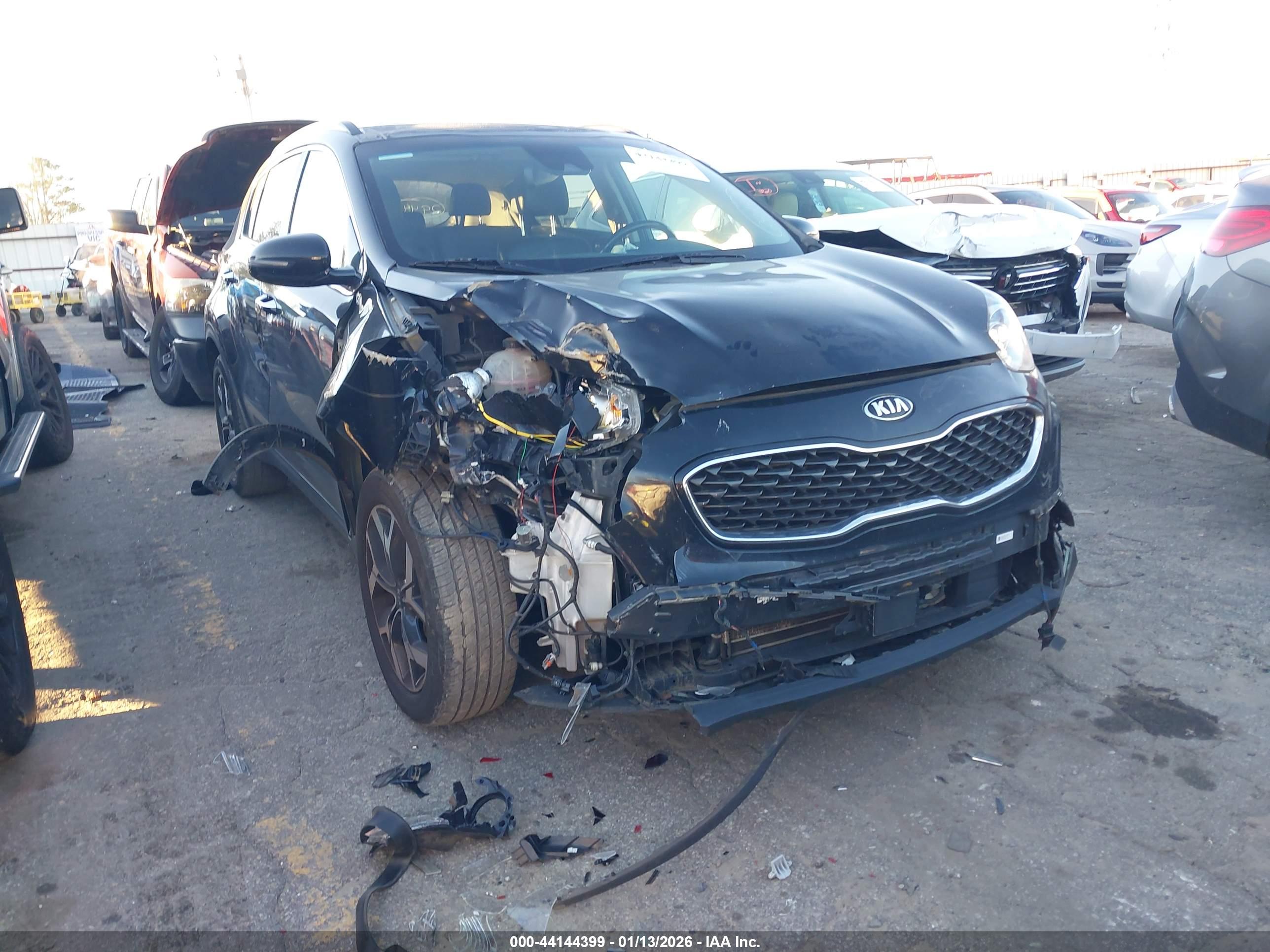 KIA SPORTAGE image 6