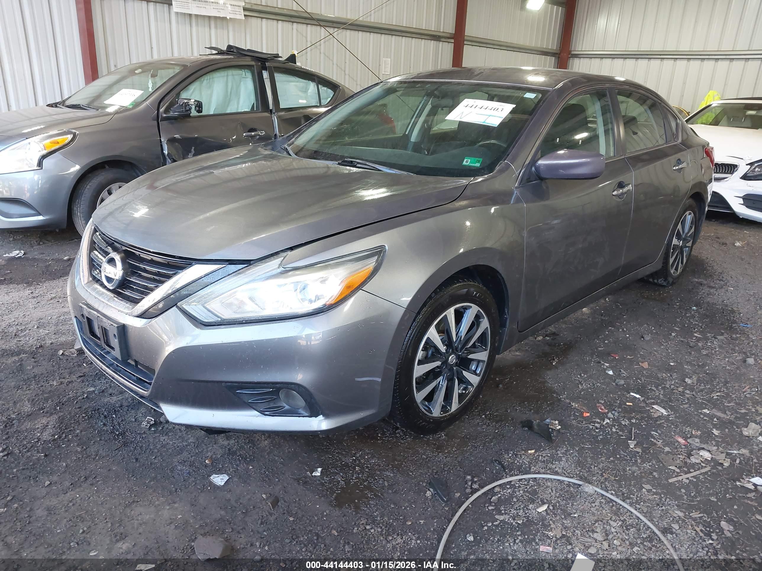 NISSAN ALTIMA image 2