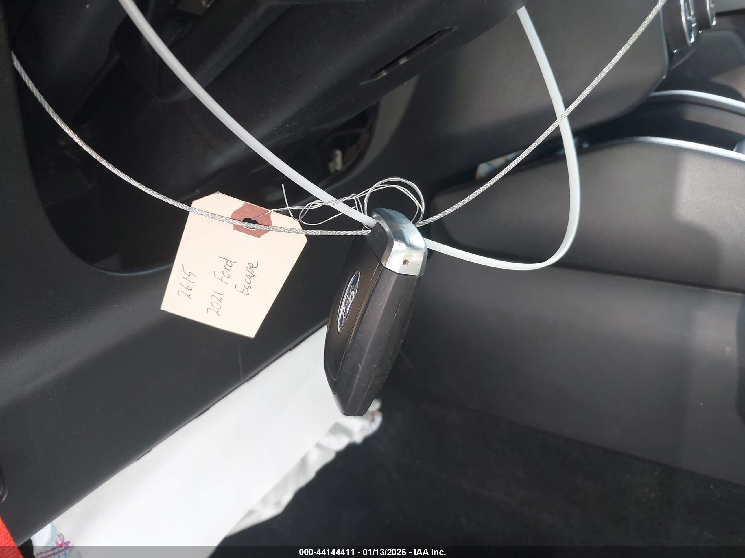 FORD ESCAPE image 11