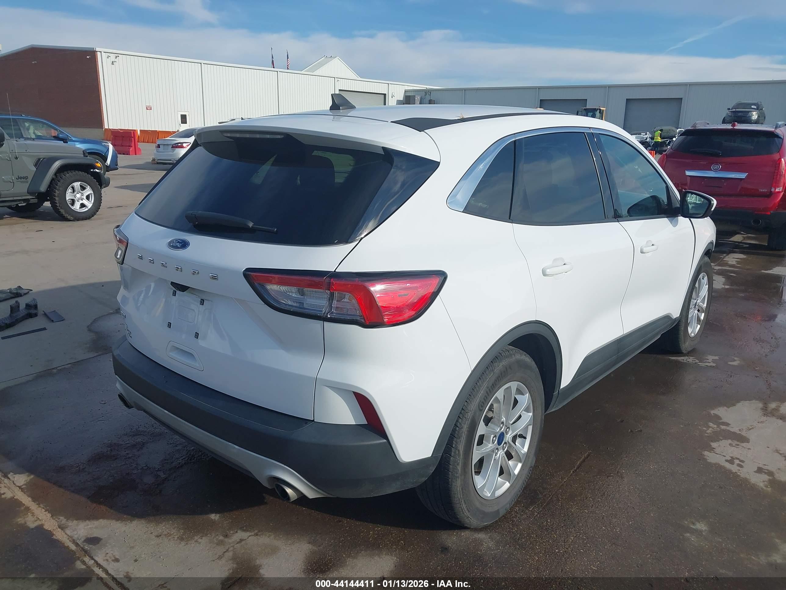 FORD ESCAPE image 4