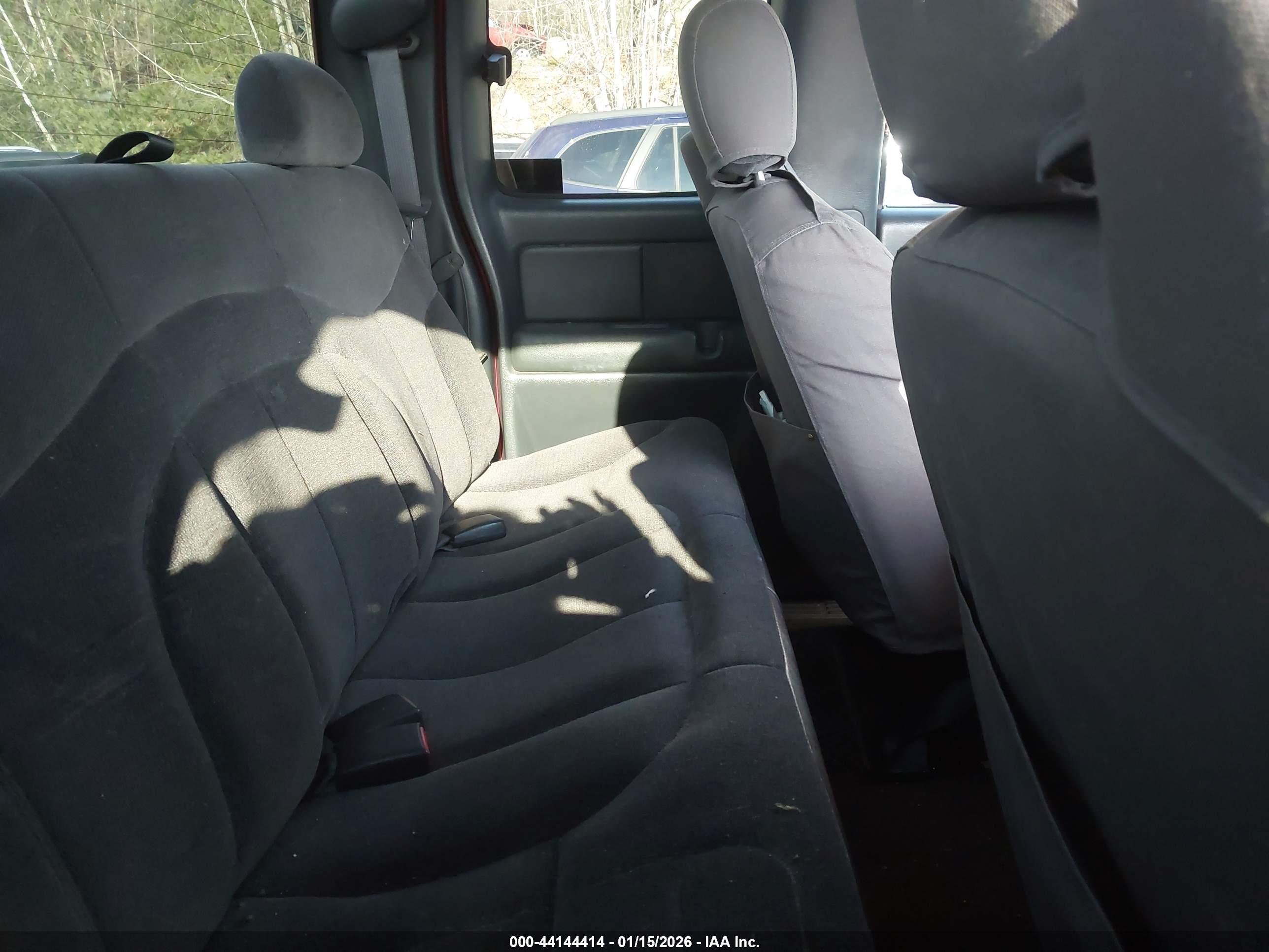 GMC SIERRA image 8