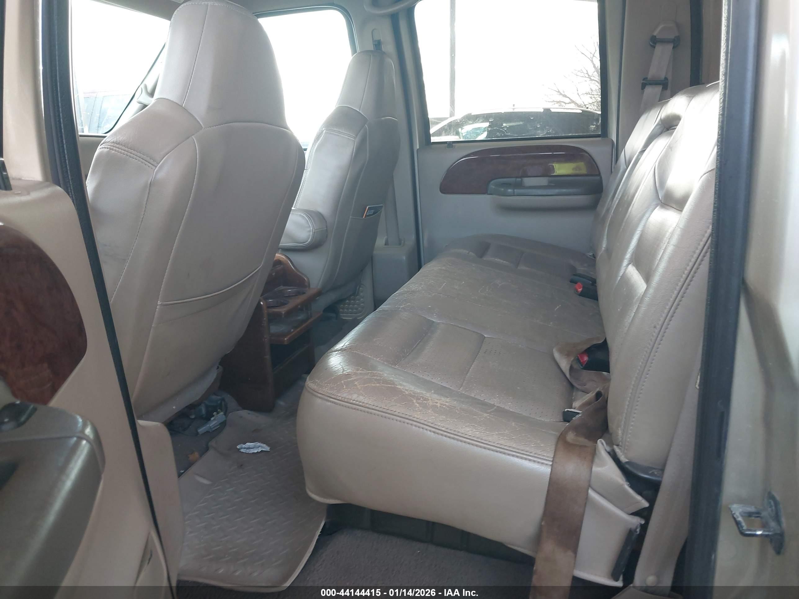 FORD F-350 image 8